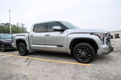 2023 Toyota TUNDRA 4X4 Platinum