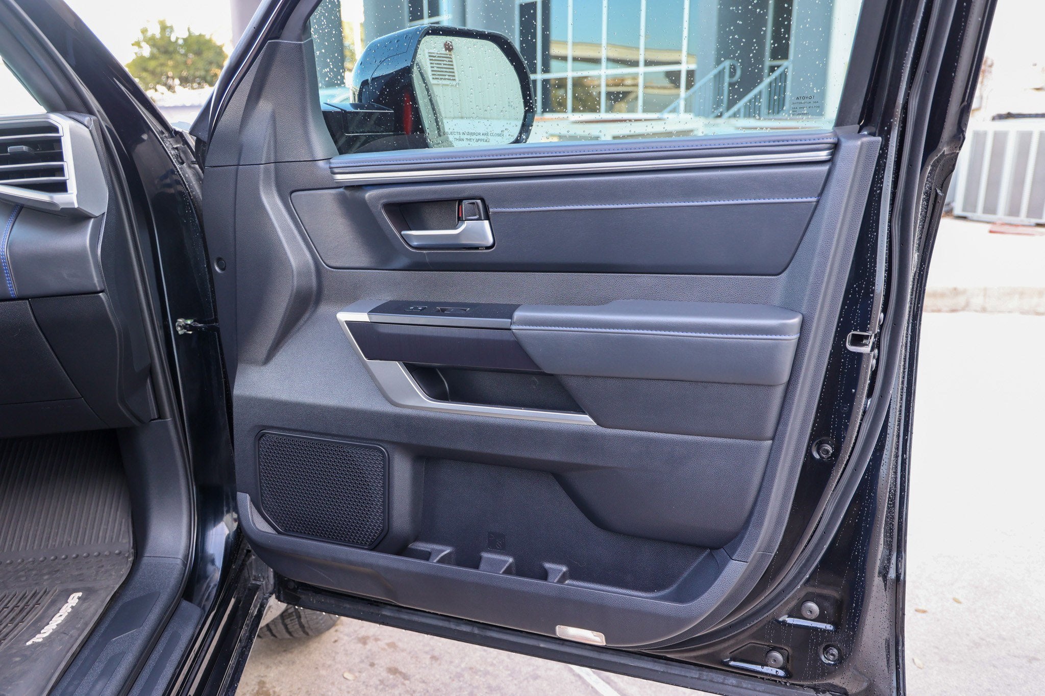 2023 Toyota TUNDRA HV 4X4 Platinum Hybrid