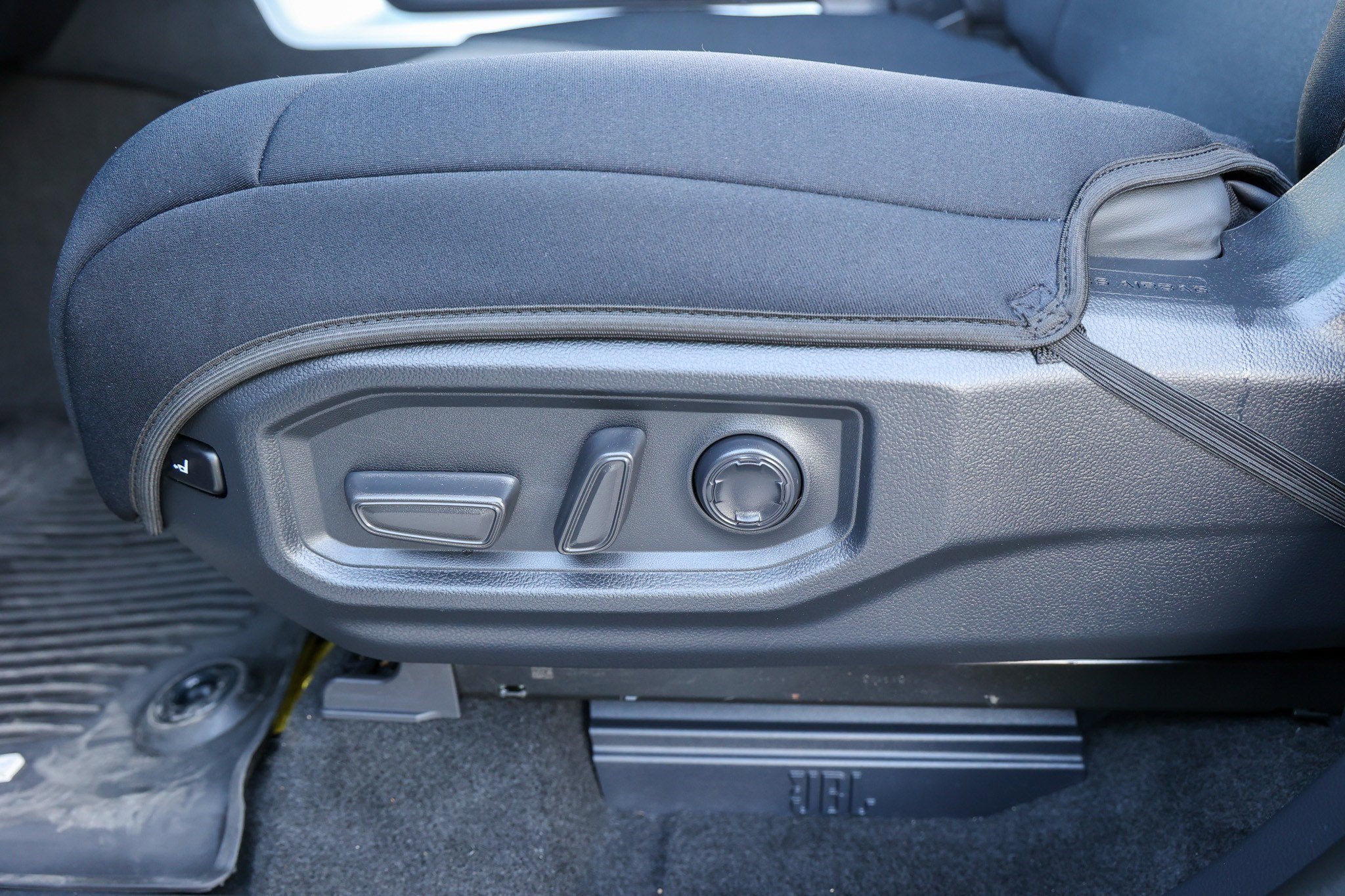 2023 Toyota TUNDRA HV 4X4 Platinum Hybrid