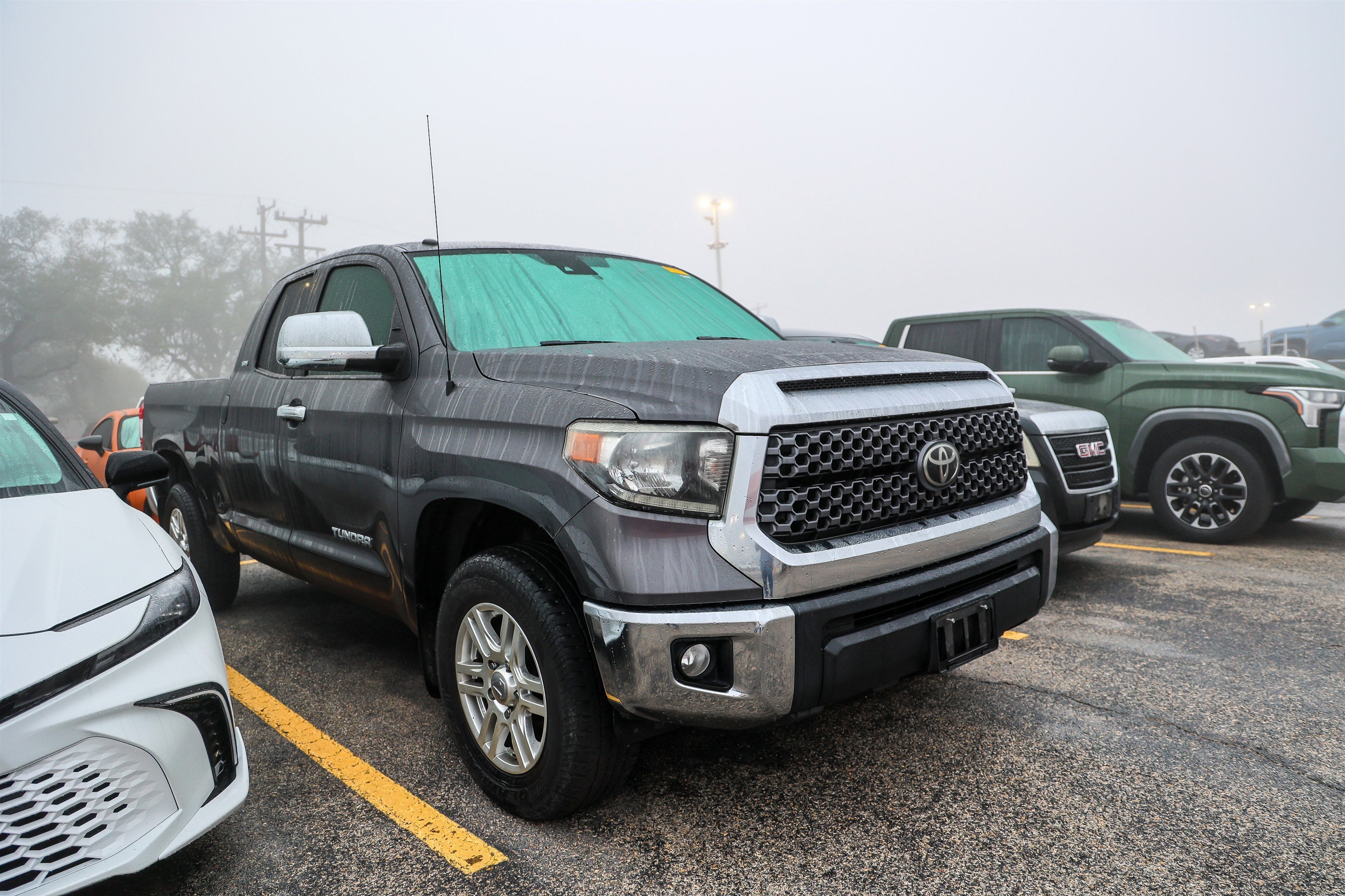 2018 Toyota TUNDRA 4X2 SR5