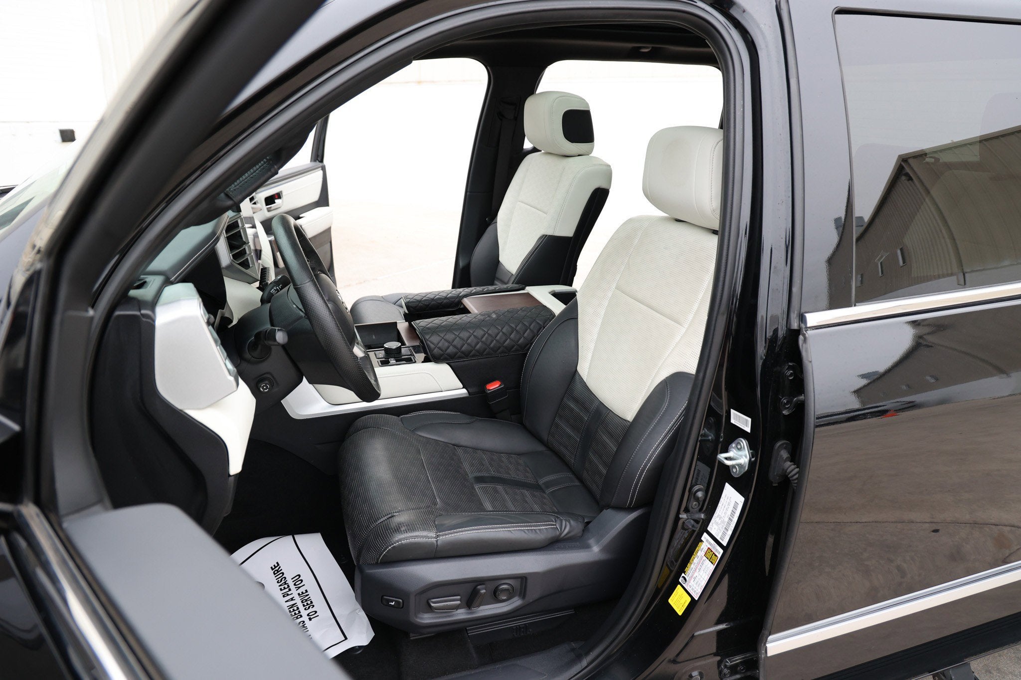 2023 Toyota TUNDRA HV 4X4 Capstone Hybrid