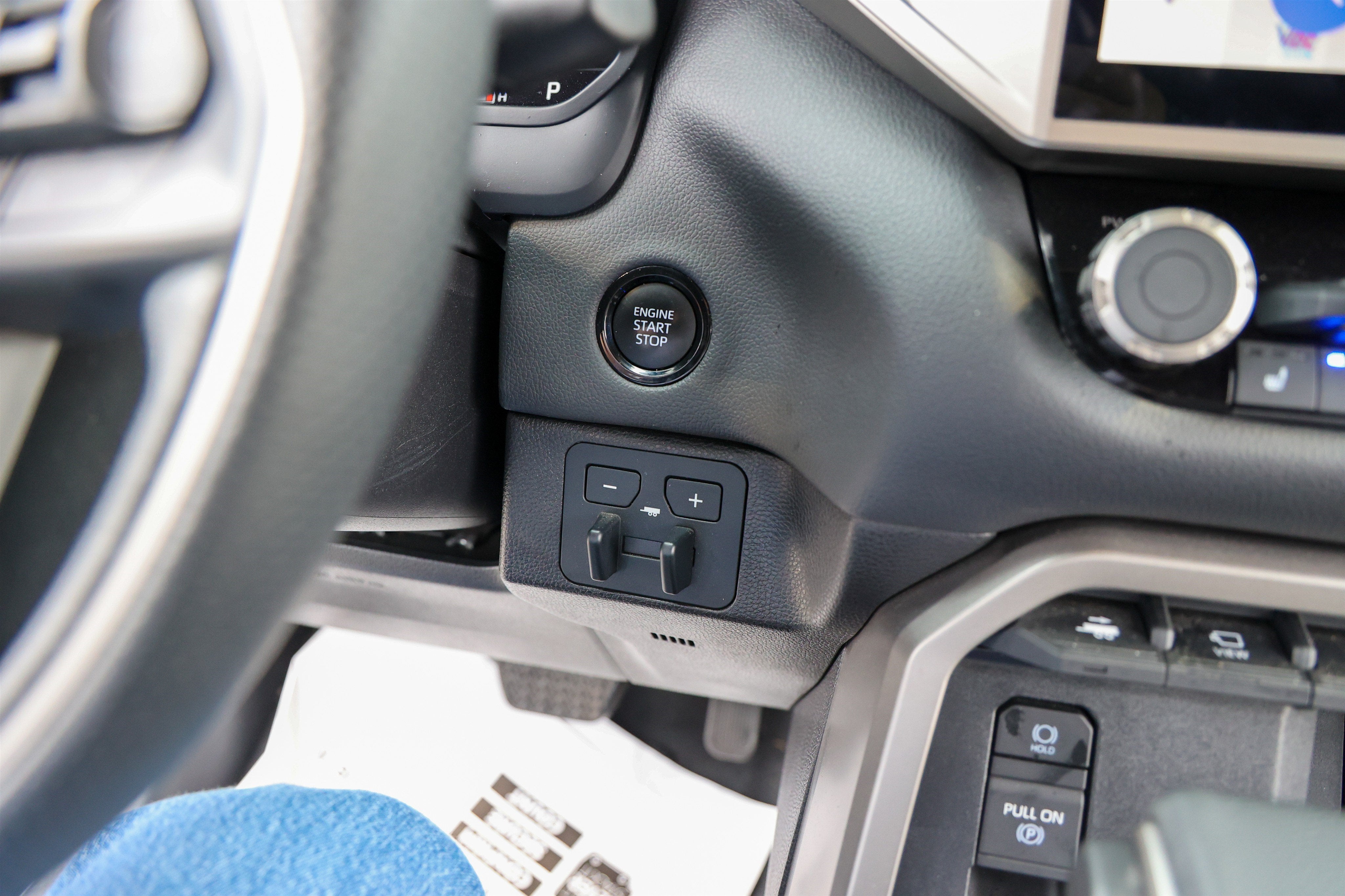 2025 Toyota TUNDRA 4X4 Limited