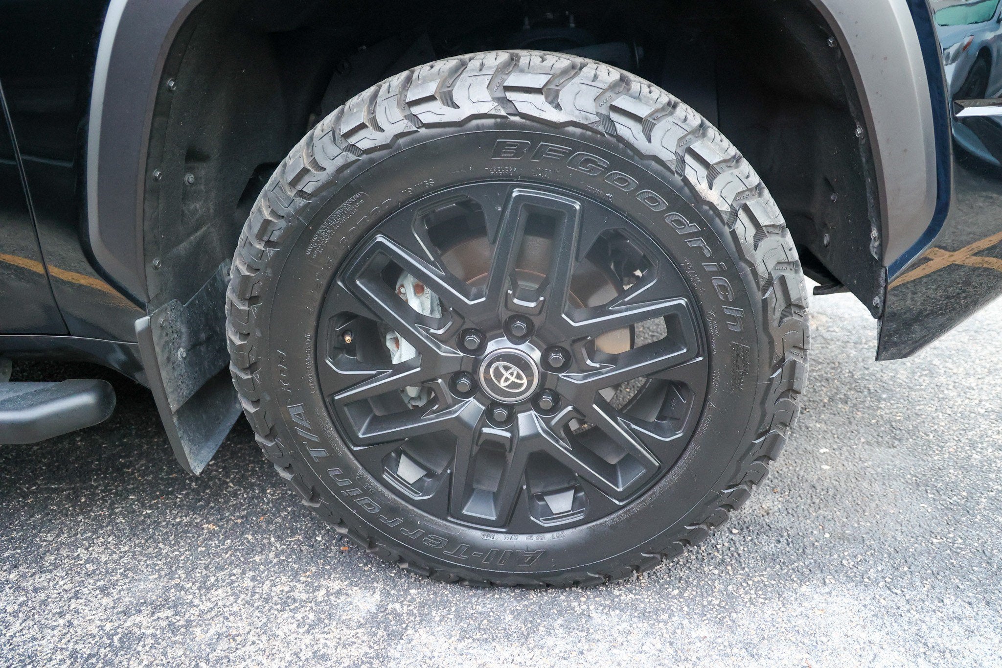 2025 Toyota Tundra i-FORCE MAX Limited Hybrid