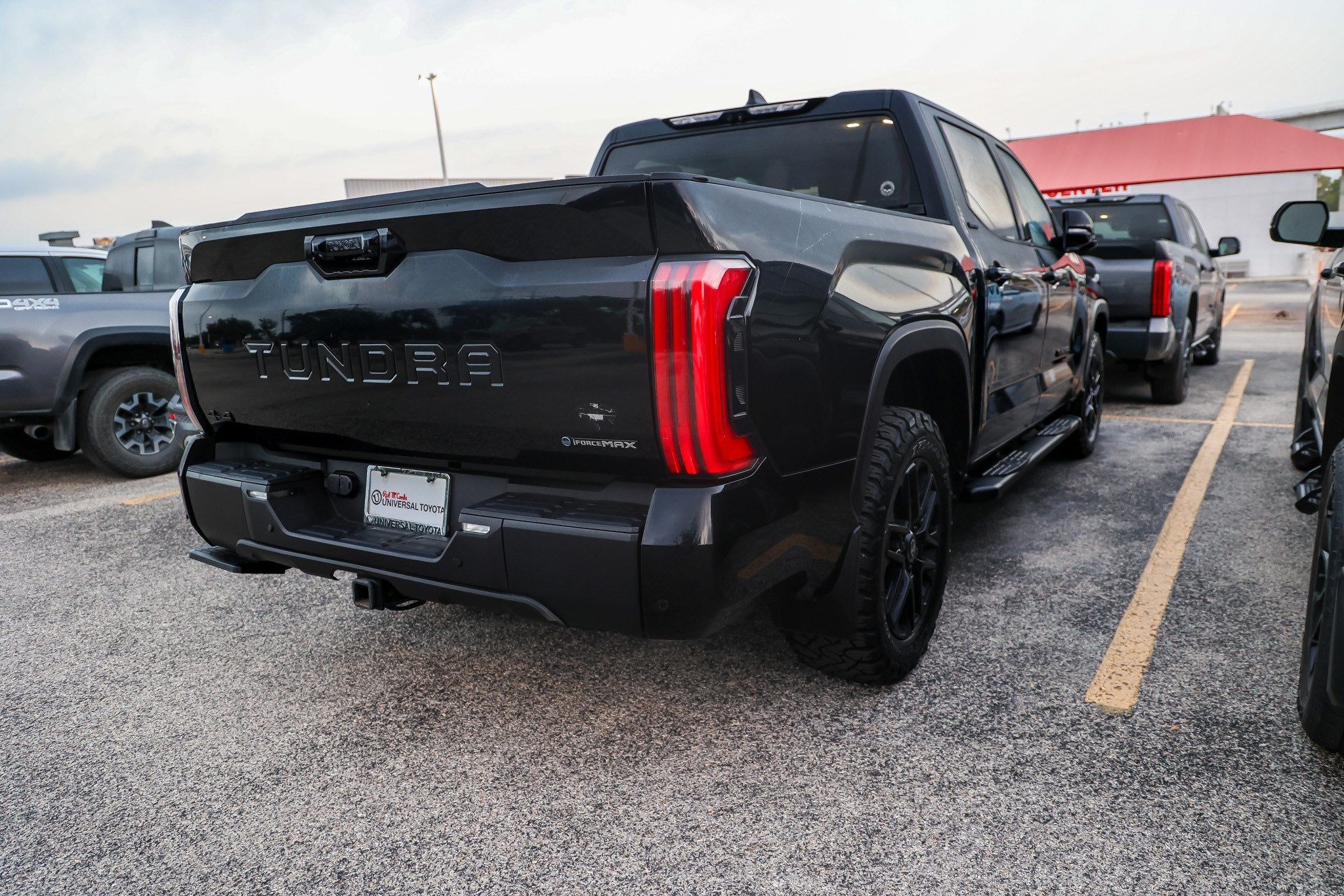 2025 Toyota Tundra i-FORCE MAX Limited Hybrid