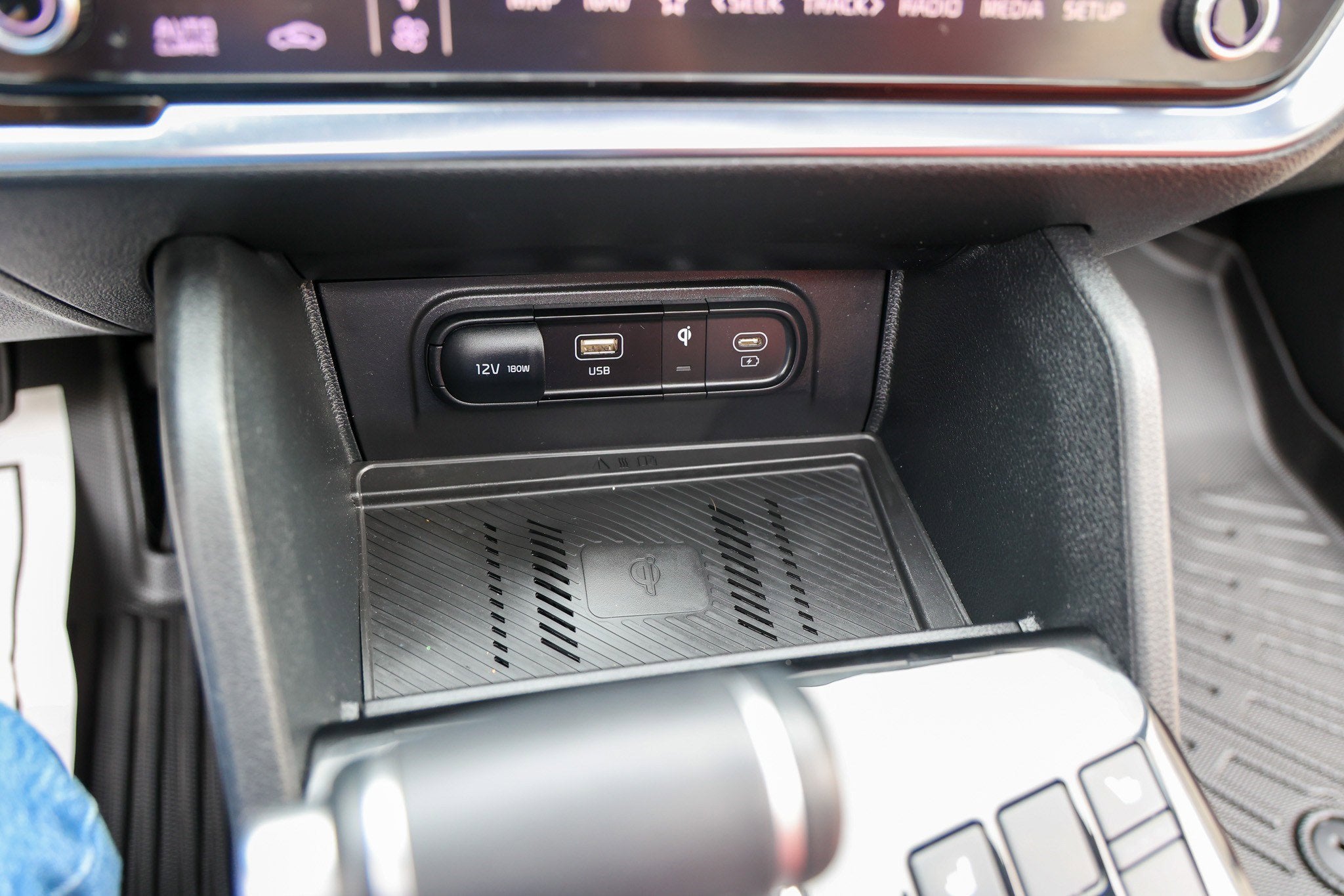 2025 Kia Sportage SX