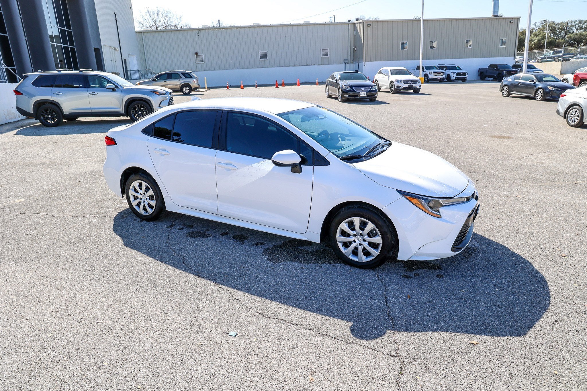 2025 Toyota COROLLA LE