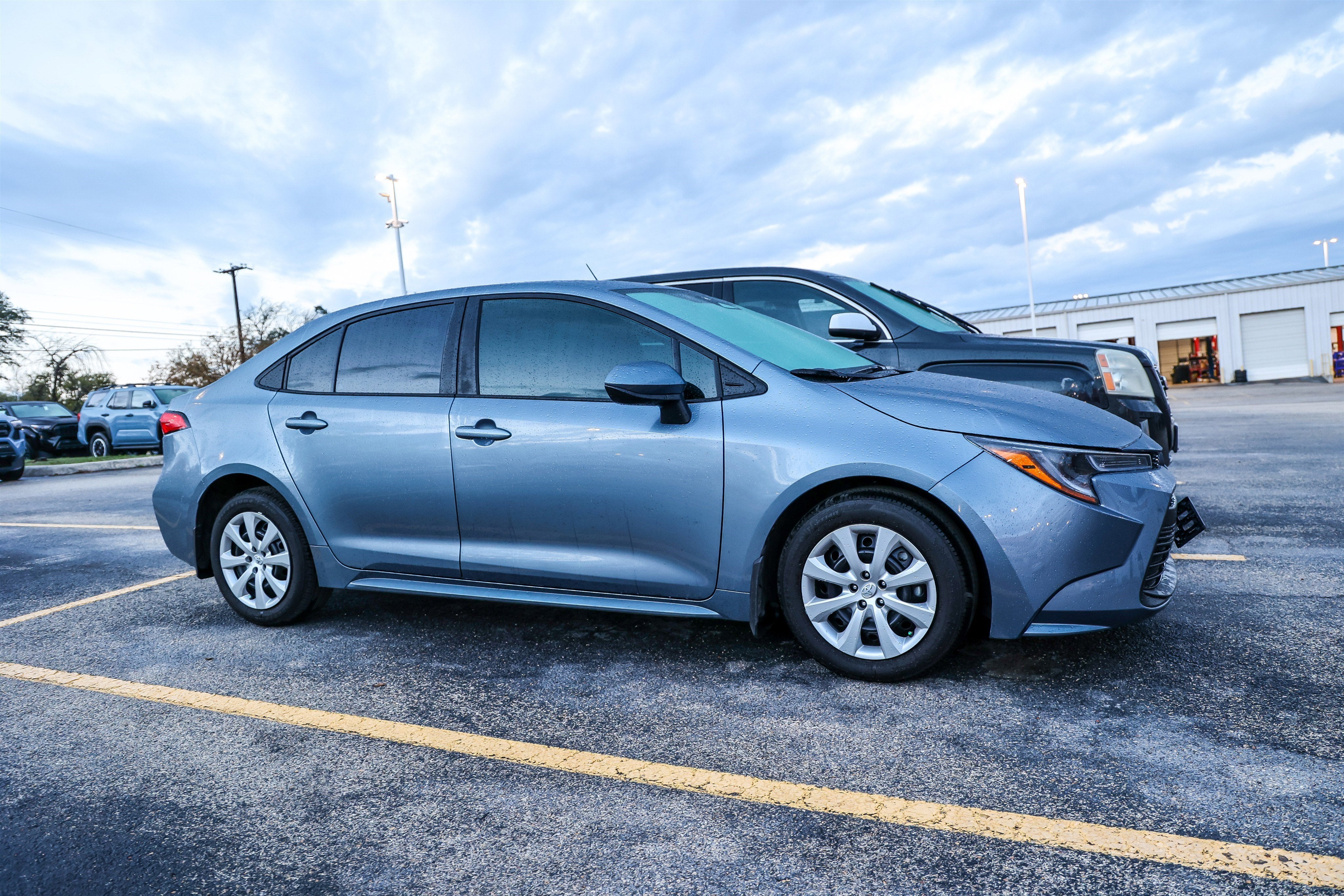 2025 Toyota COROLLA LE