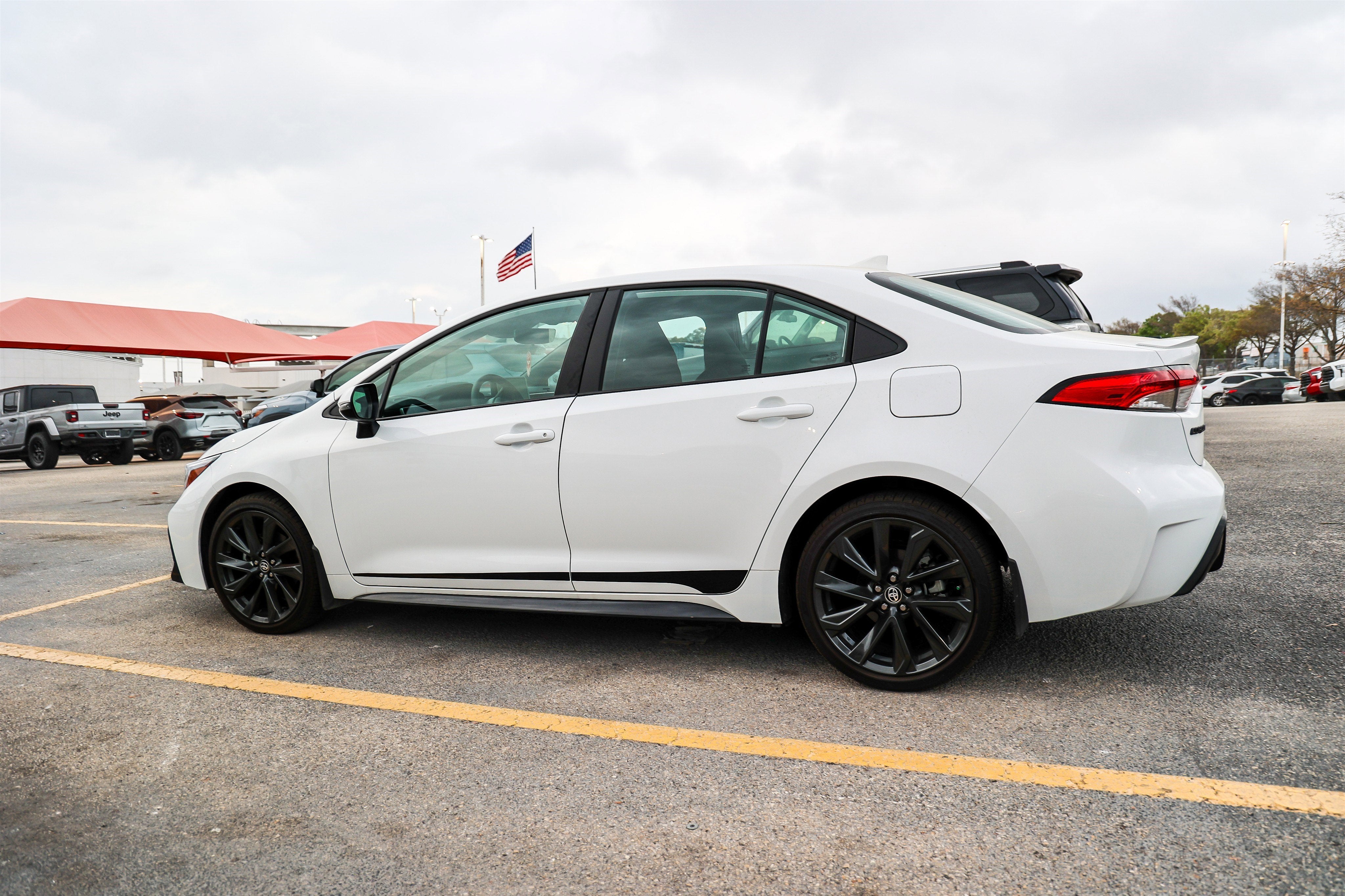 2026 Toyota COROLLA SE