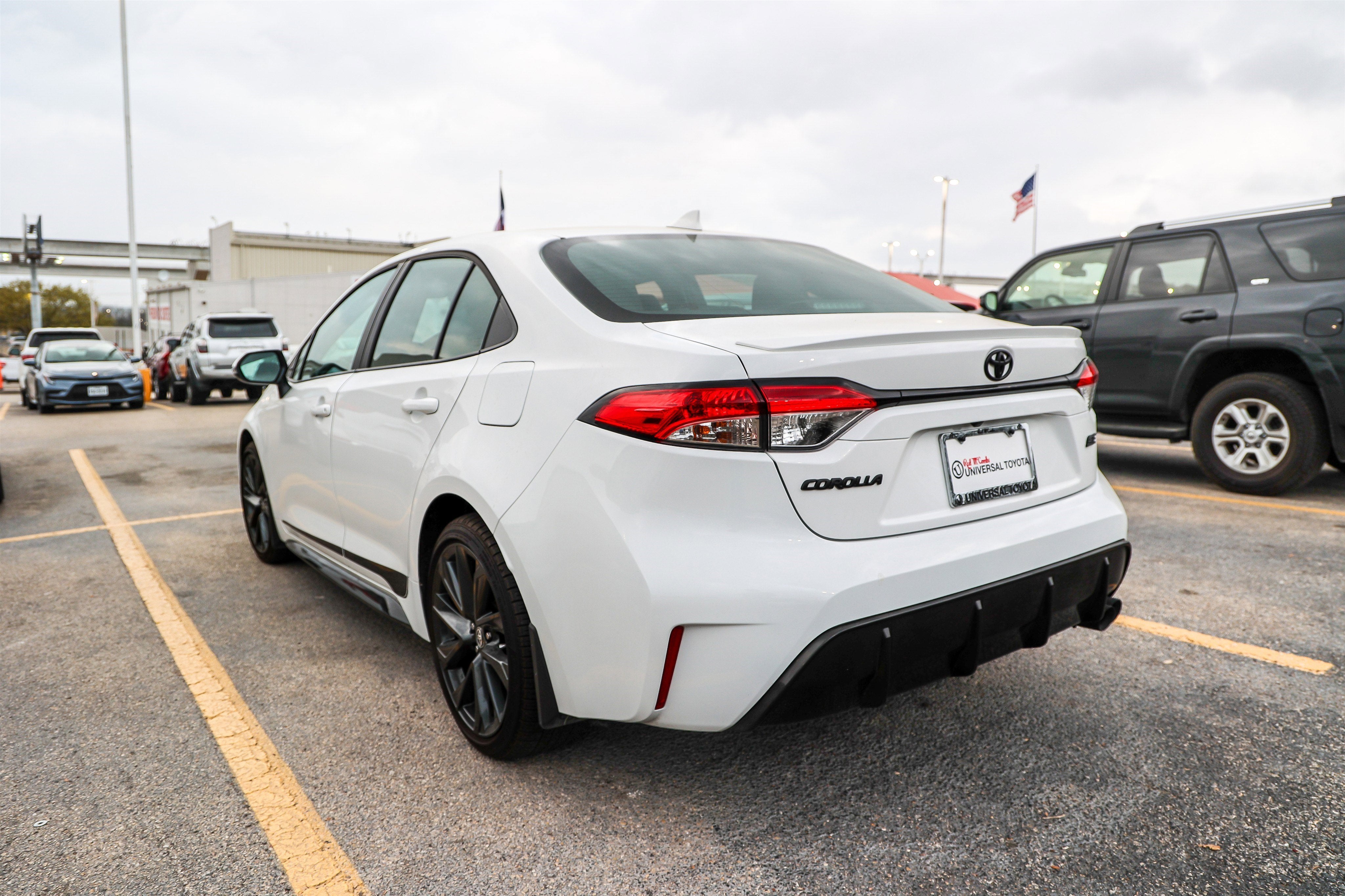 2026 Toyota COROLLA SE