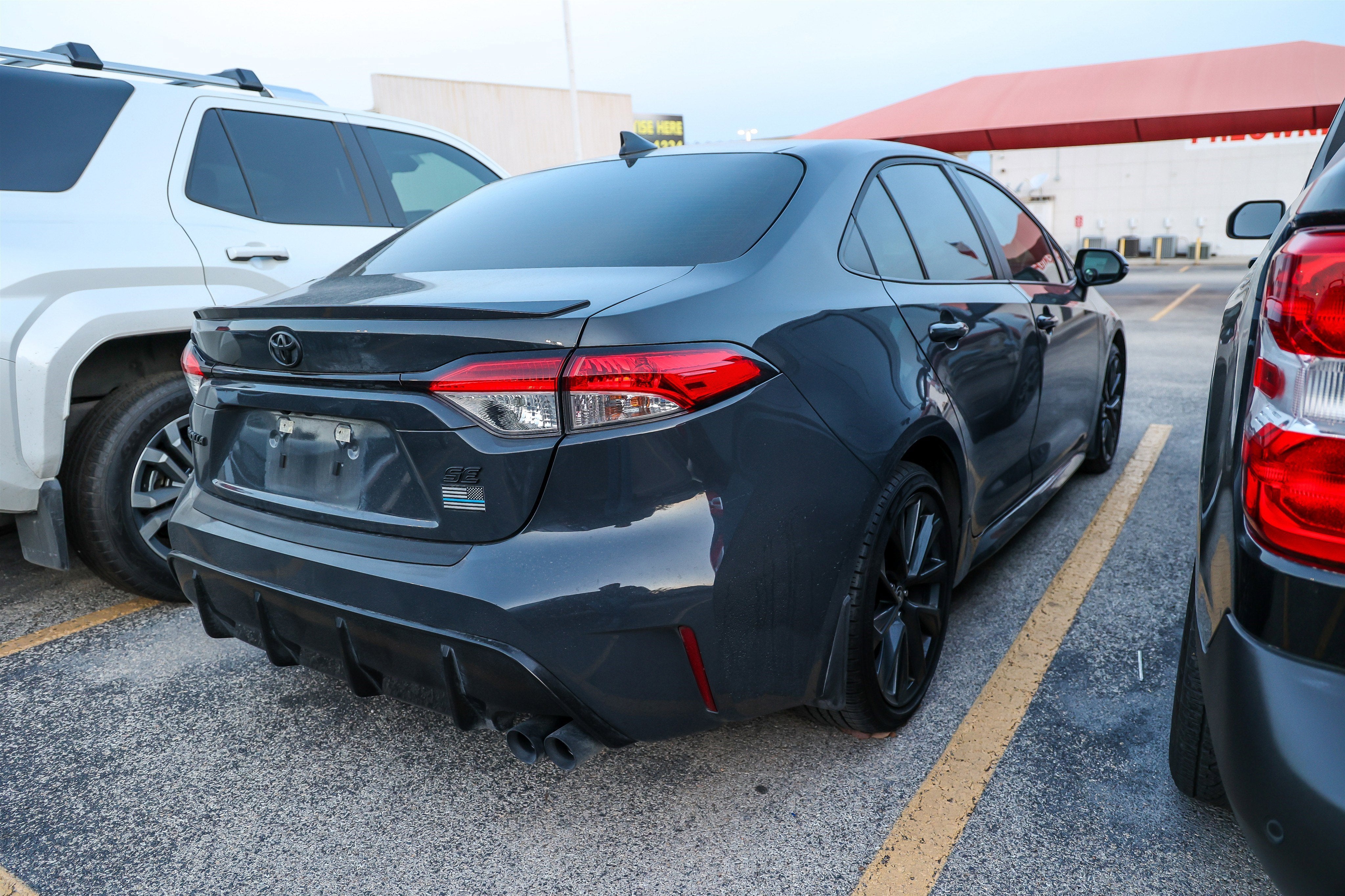 2025 Toyota COROLLA SE