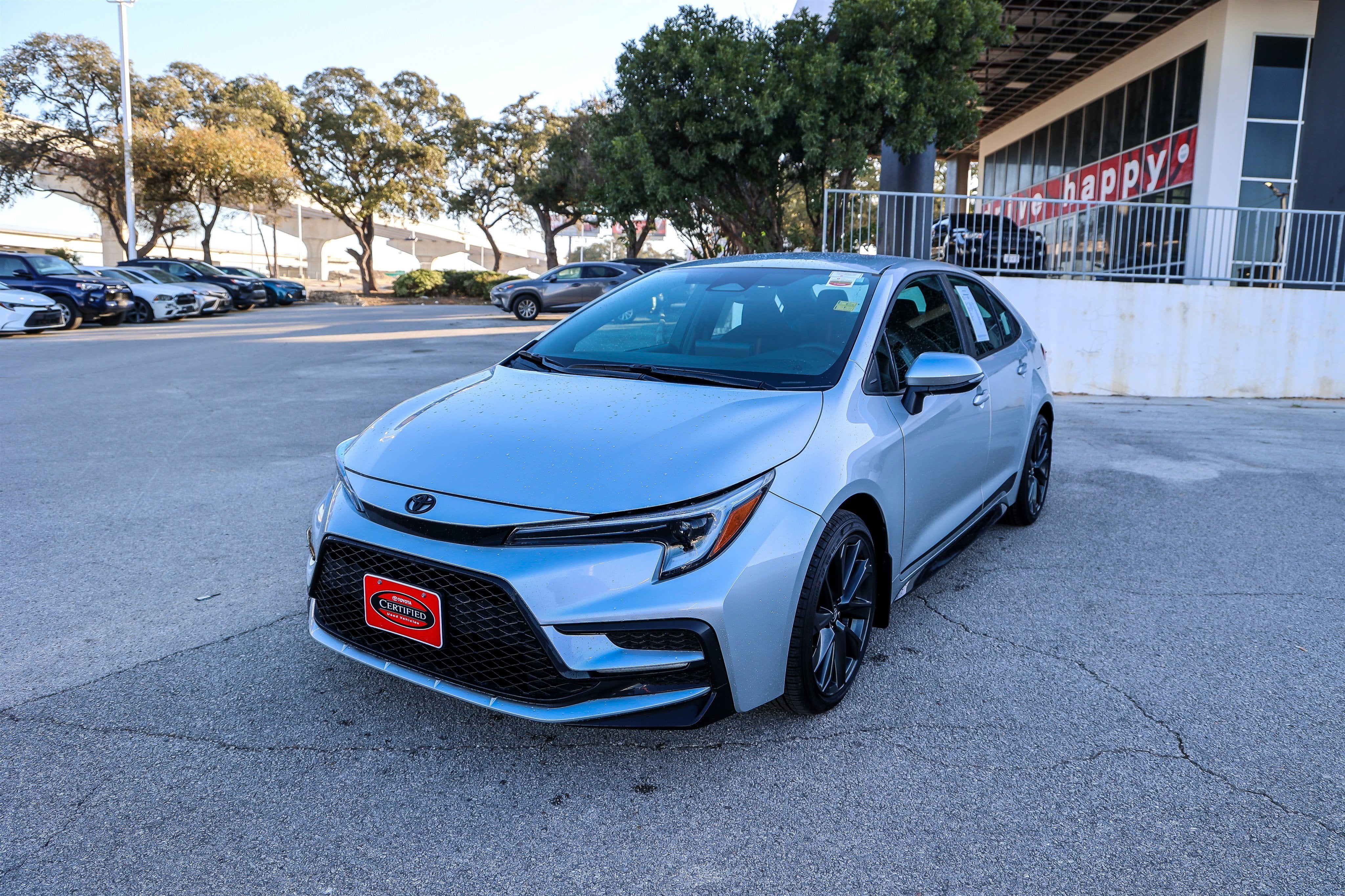 2026 Toyota COROLLA SE