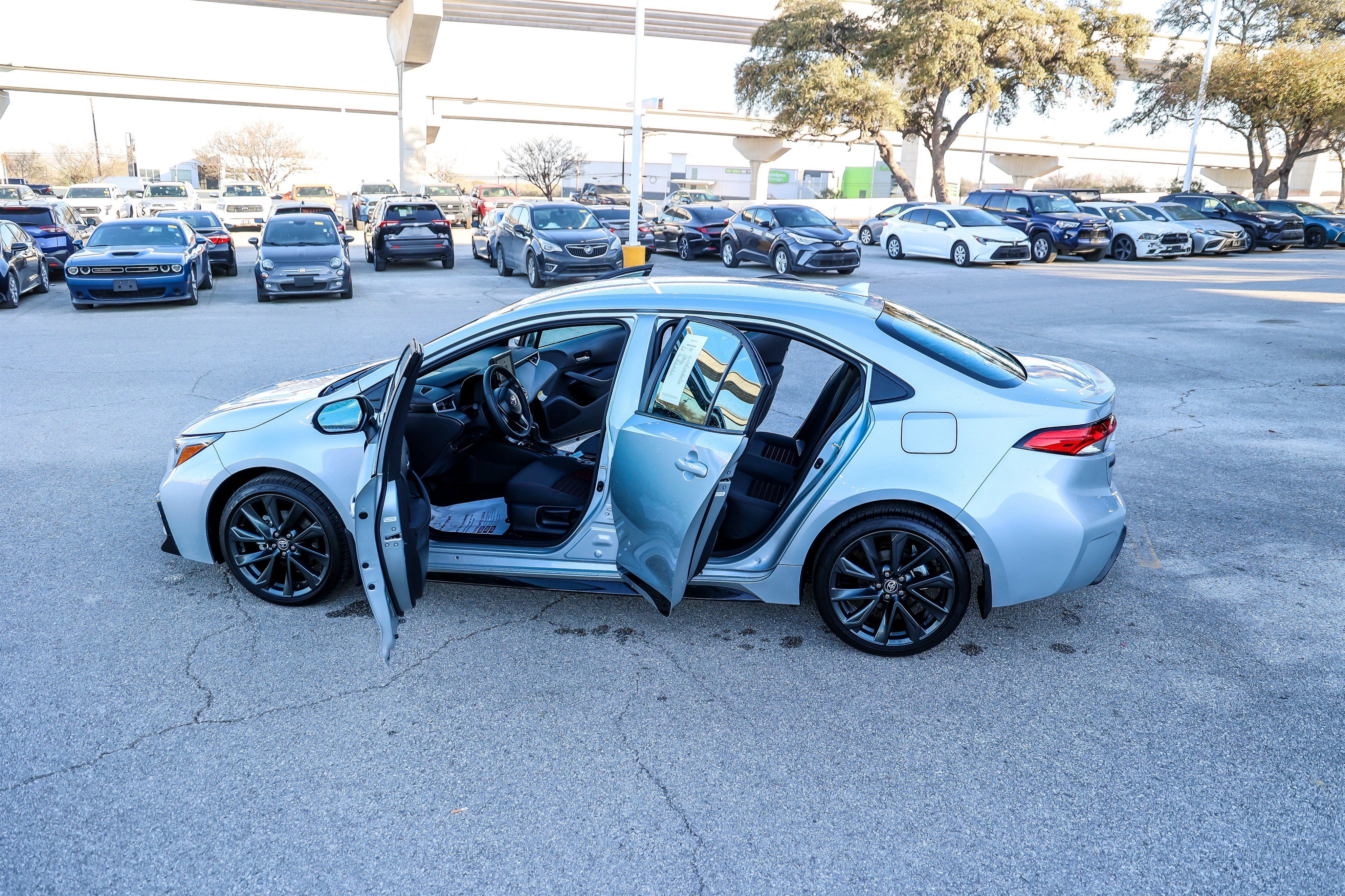 2026 Toyota COROLLA SE