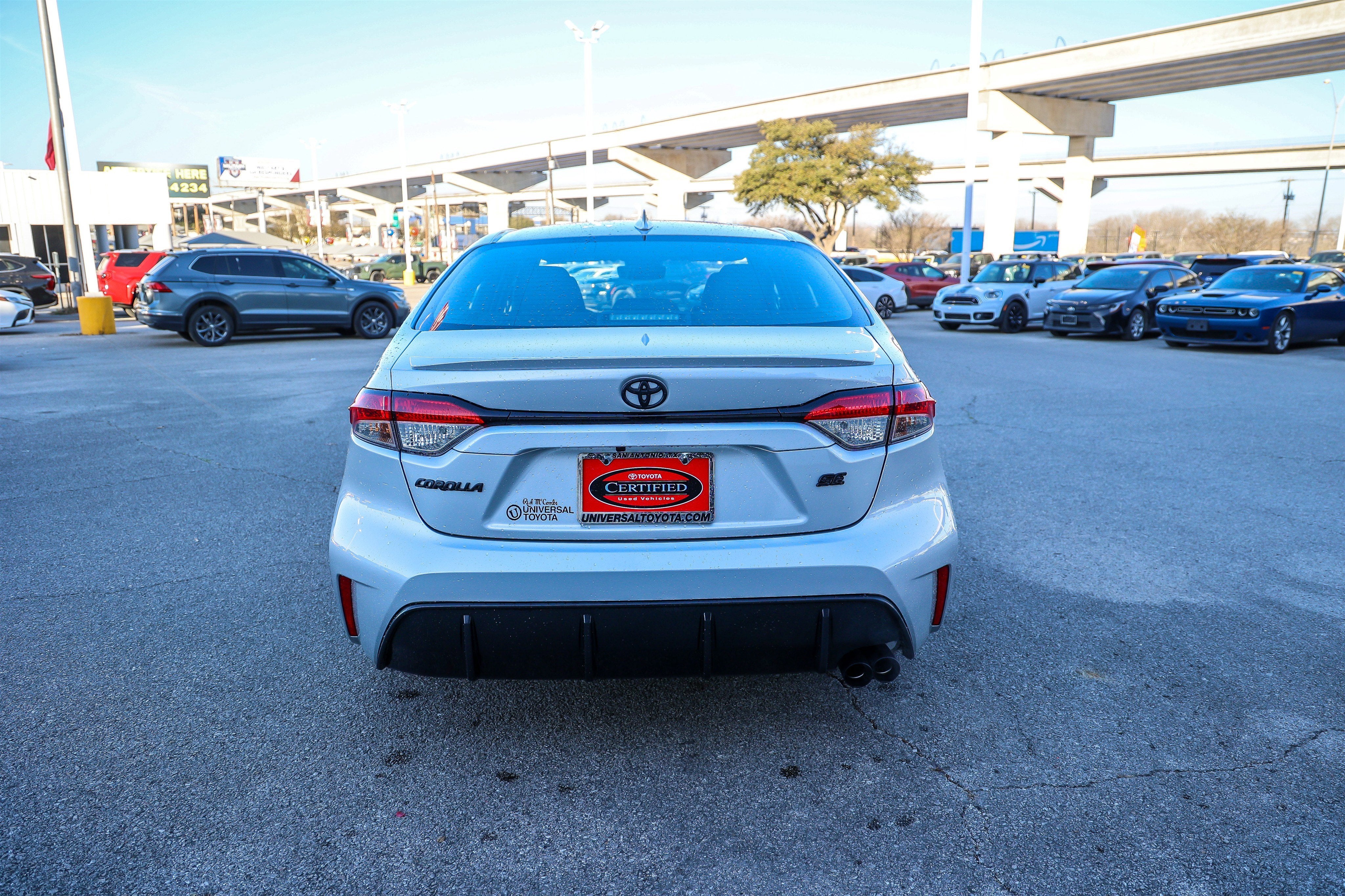 2026 Toyota COROLLA SE