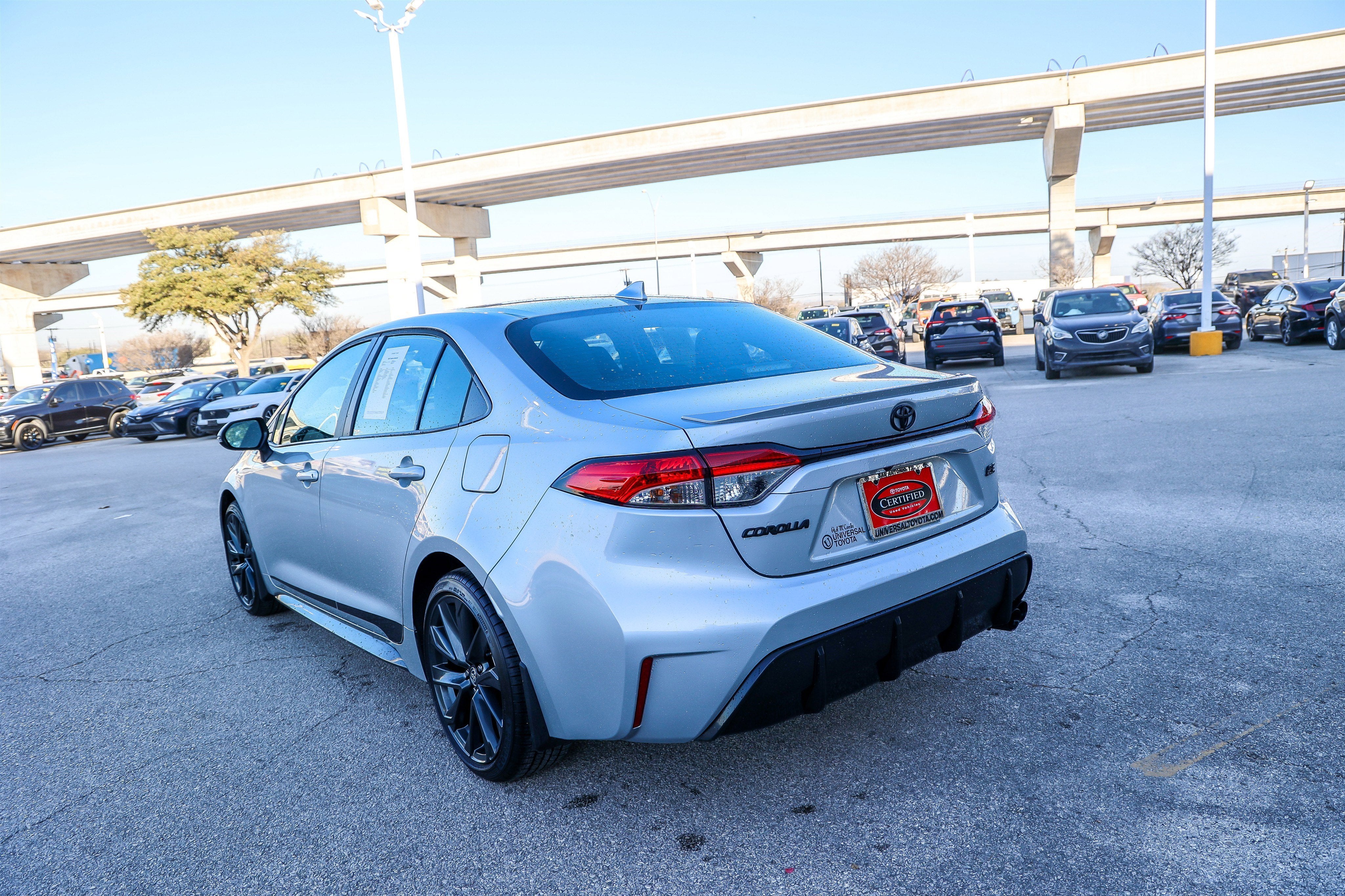 2026 Toyota COROLLA SE