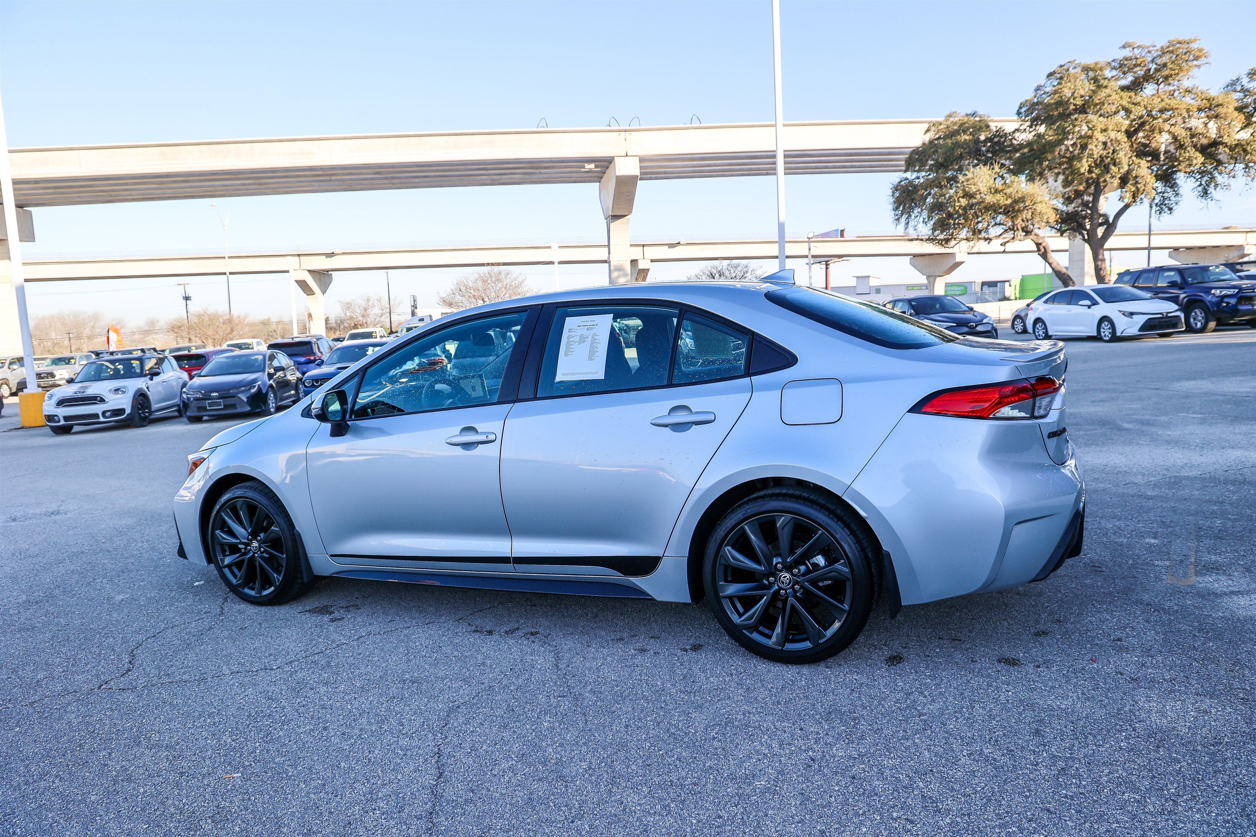 2026 Toyota COROLLA SE