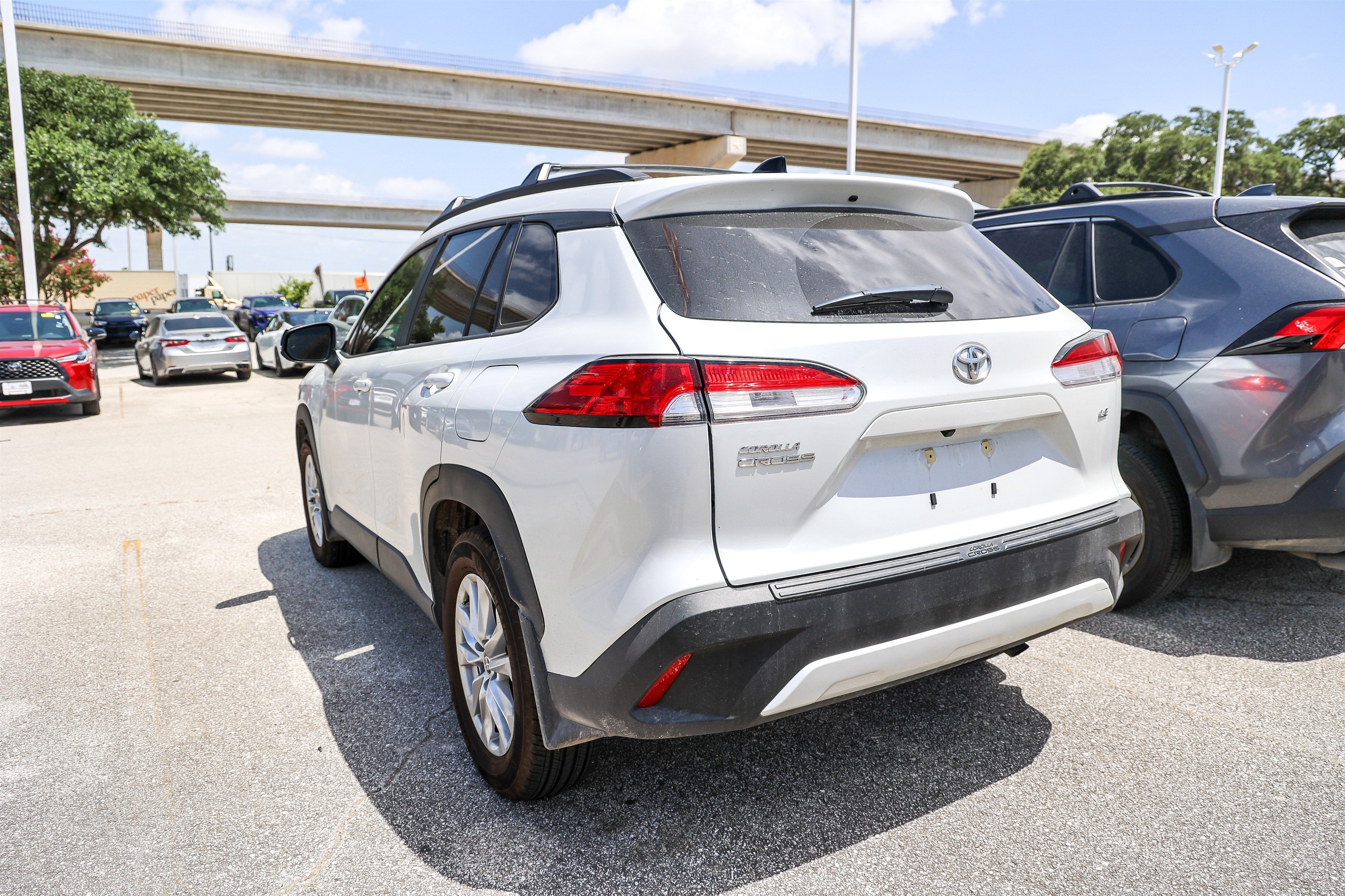 2025 Toyota Corolla Cross LE