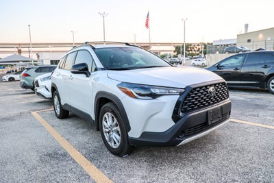 2025 Toyota Corolla Cross LE
