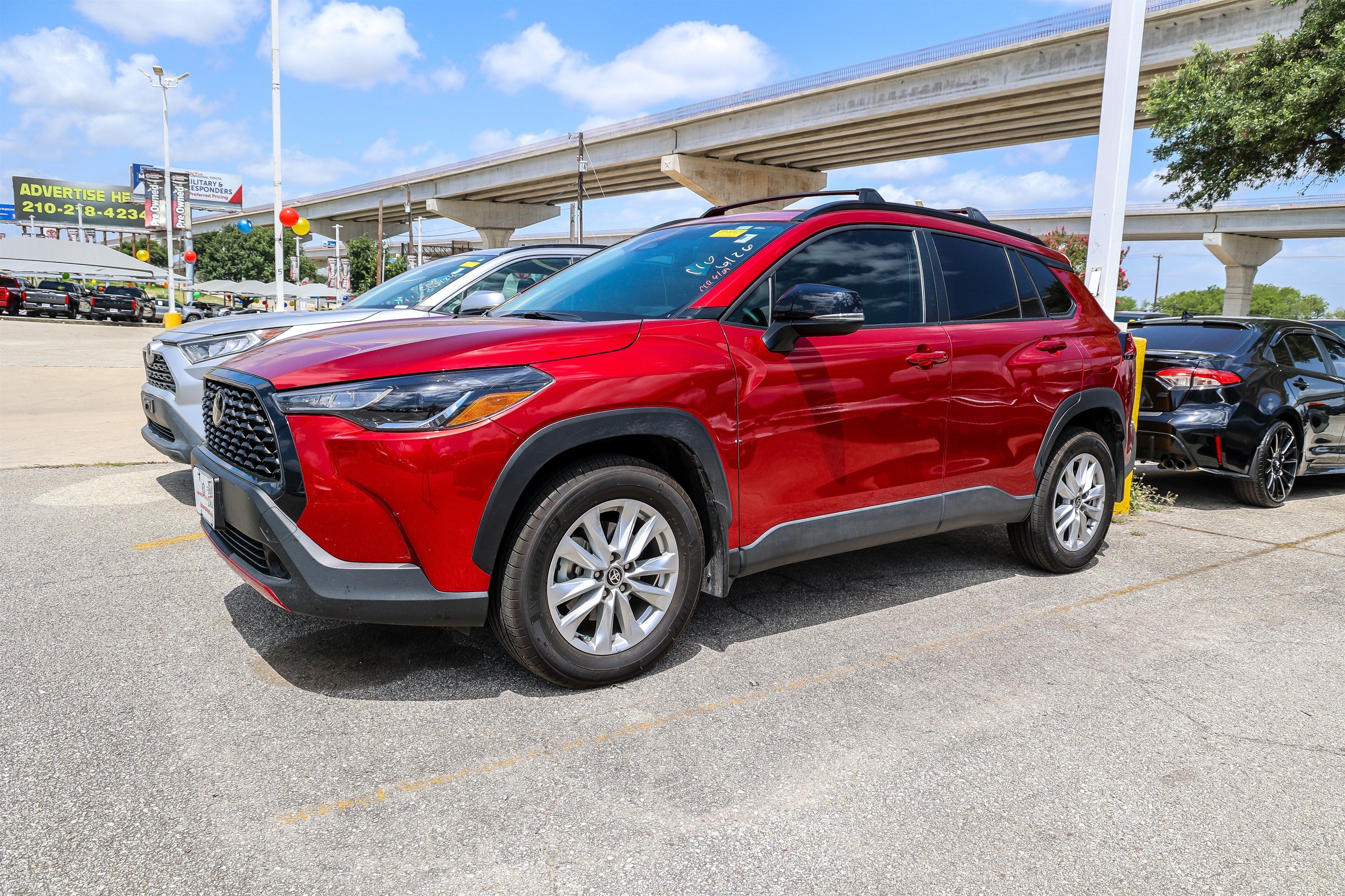 2025 Toyota Corolla Cross LE