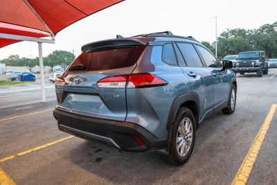 2025 Toyota Corolla Cross LE