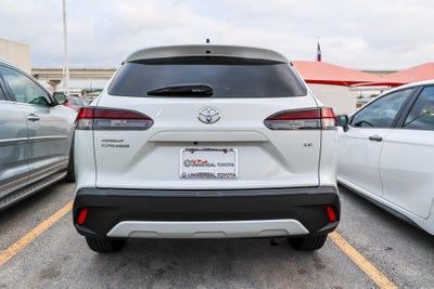2026 Toyota Corolla Cross LE