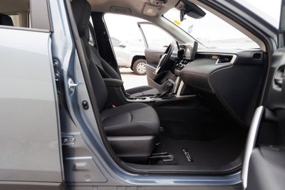 2025 Toyota Corolla Cross LE