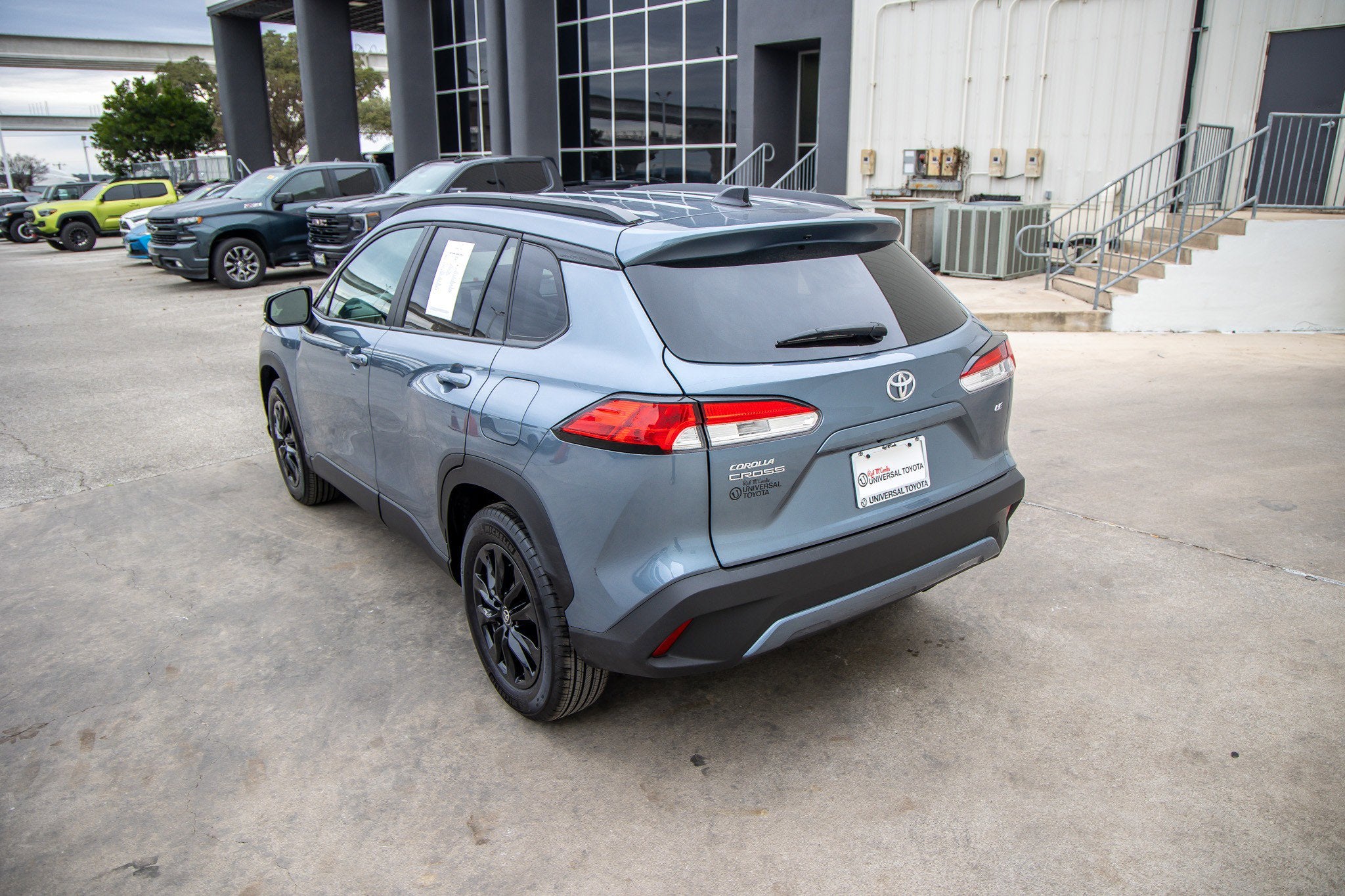 2025 Toyota Corolla Cross LE