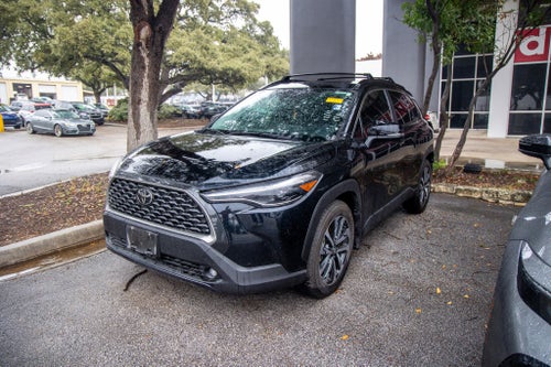 2025 Toyota Corolla Cross XLE