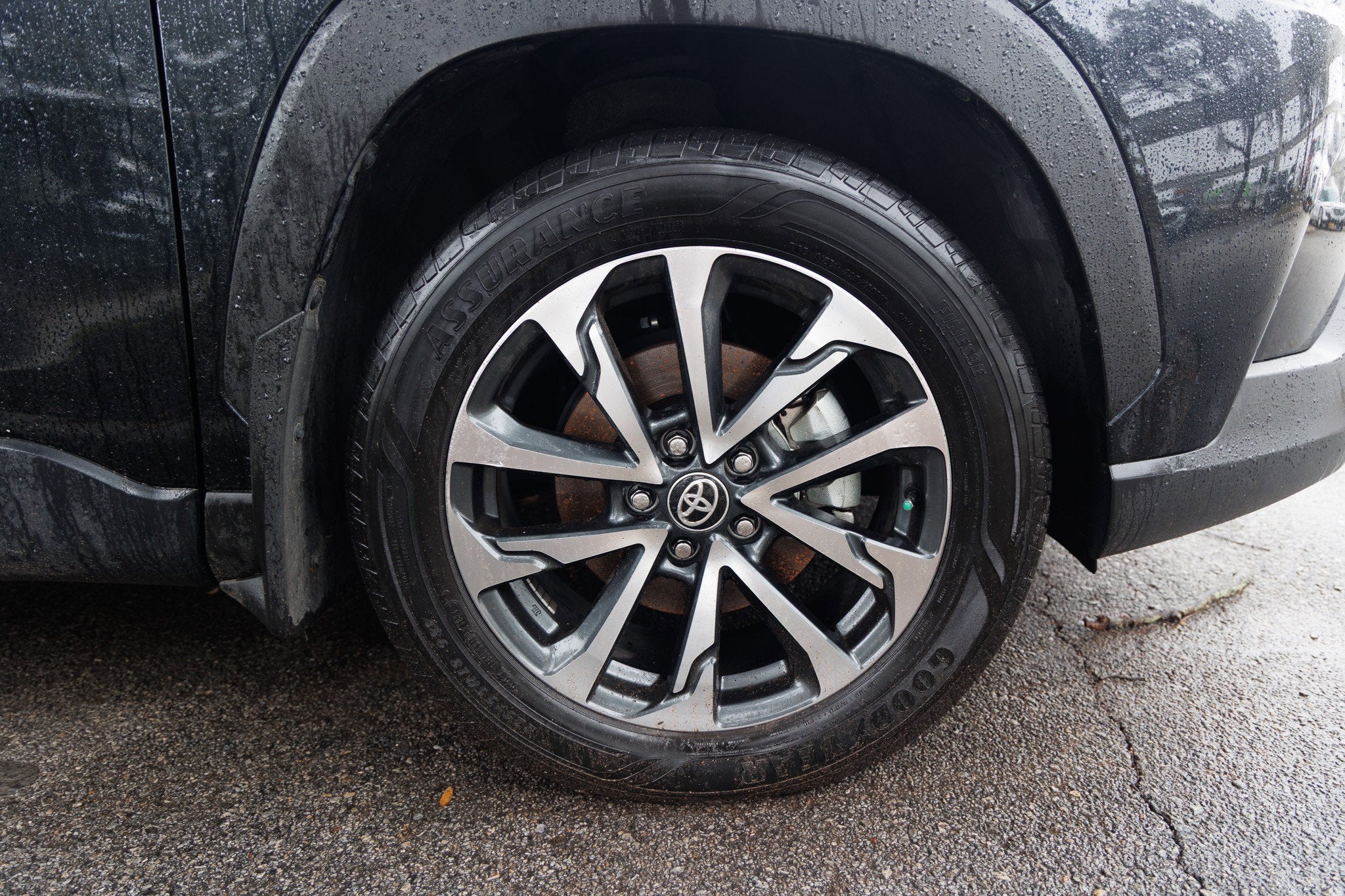 2025 Toyota Corolla Cross XLE