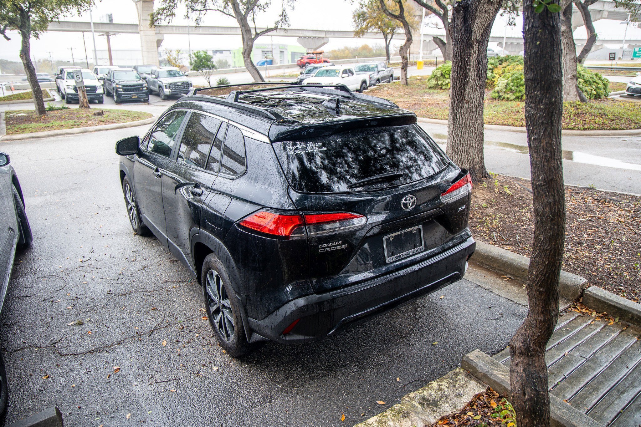 2025 Toyota Corolla Cross XLE