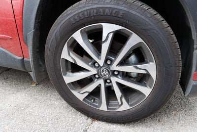 2024 Toyota Corolla Cross XLE