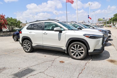 2023 Toyota Corolla Cross XLE