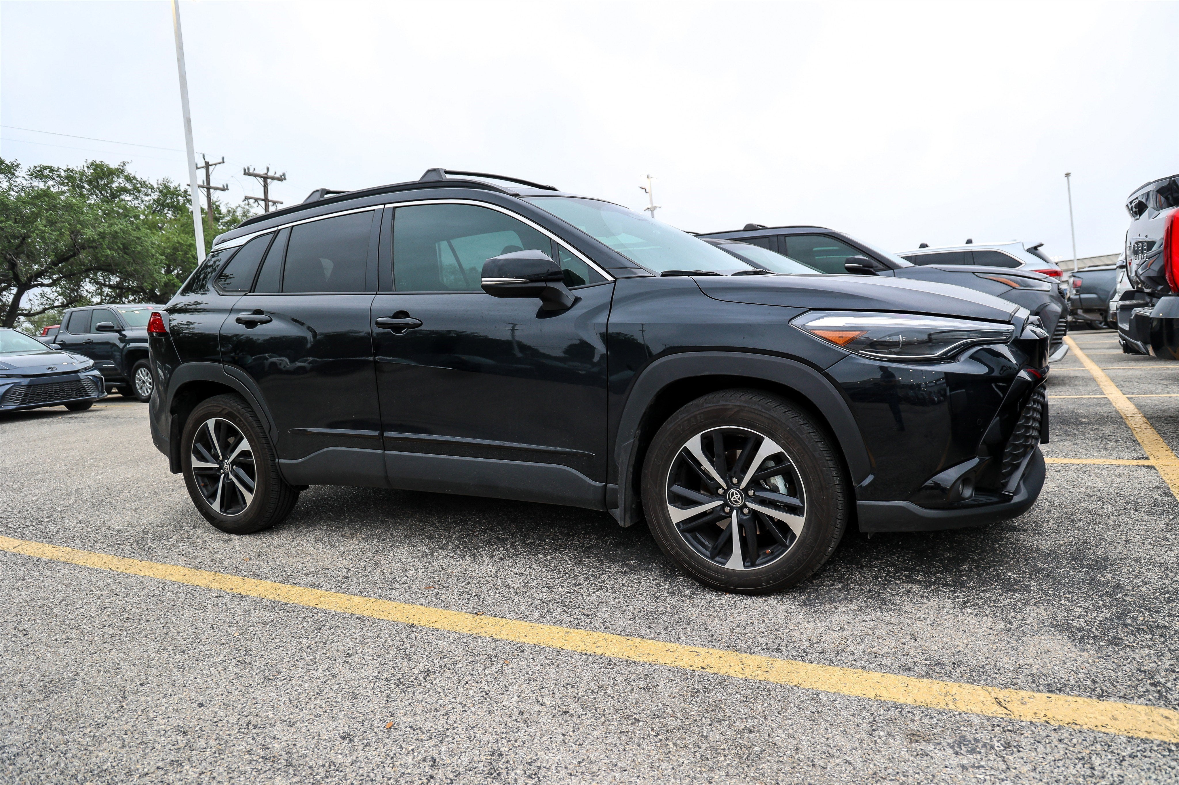 2025 Toyota COROLLA CROSS HV Hybrid XSE