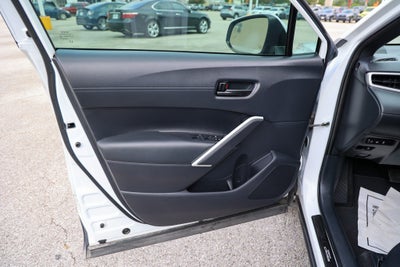 2024 Toyota Corolla Cross Hybrid Hybrid SE