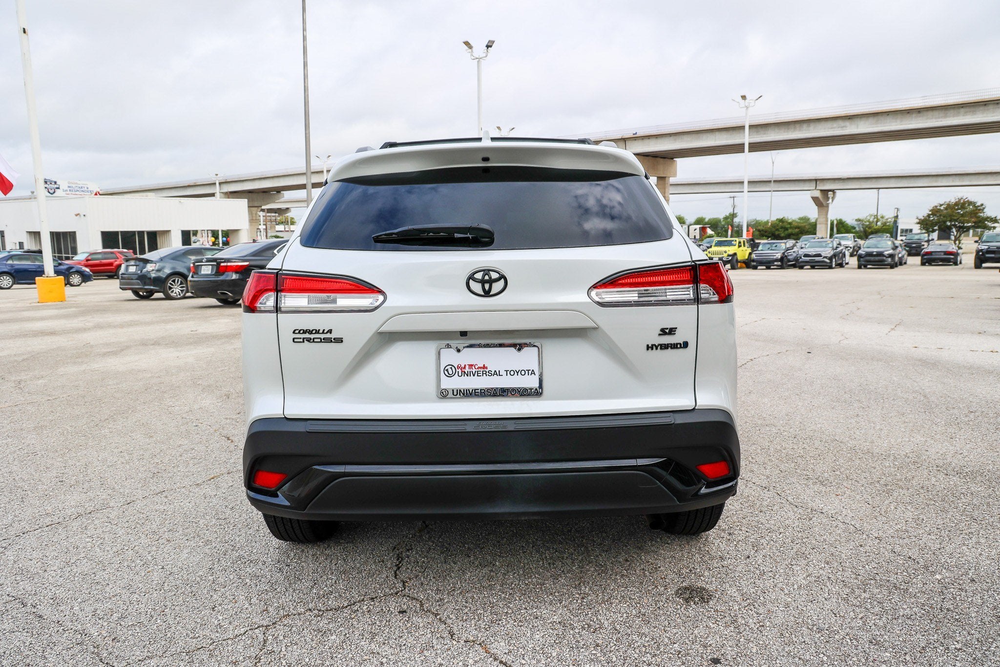 2024 Toyota Corolla Cross Hybrid Hybrid SE