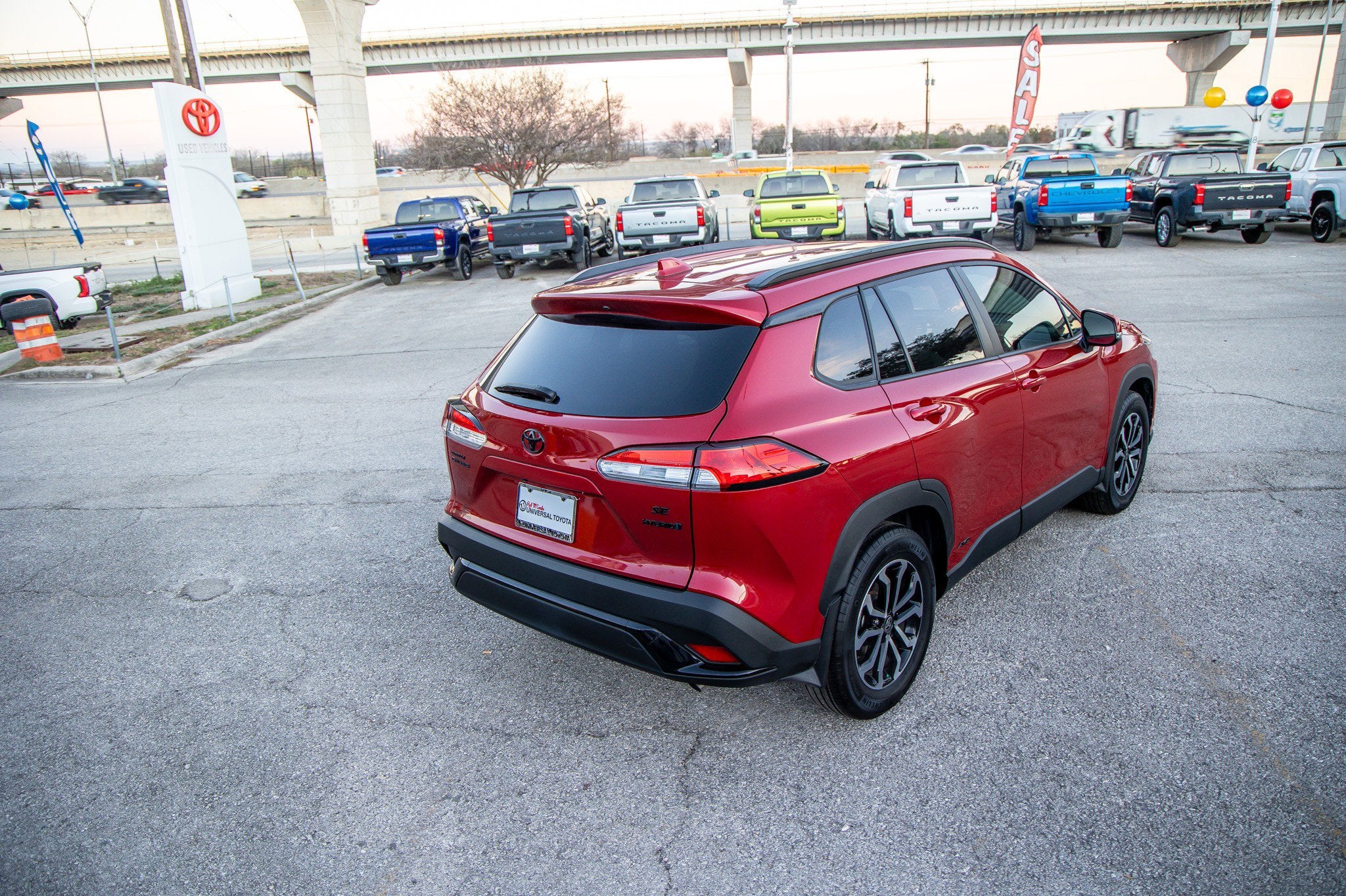 2024 Toyota COROLLA CROSS HV Hybrid SE