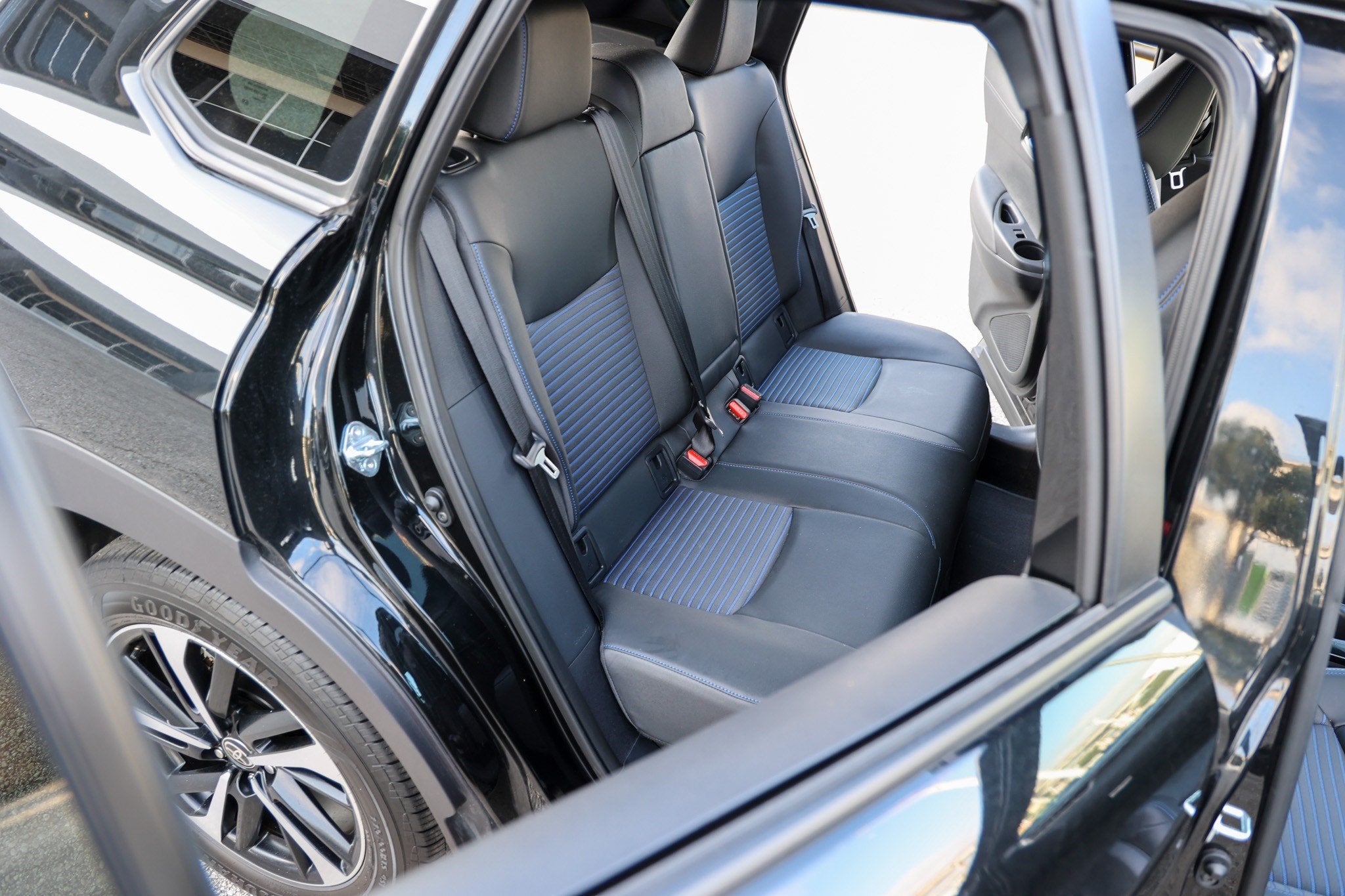 2025 Toyota Corolla Cross Hybrid Hybrid XSE