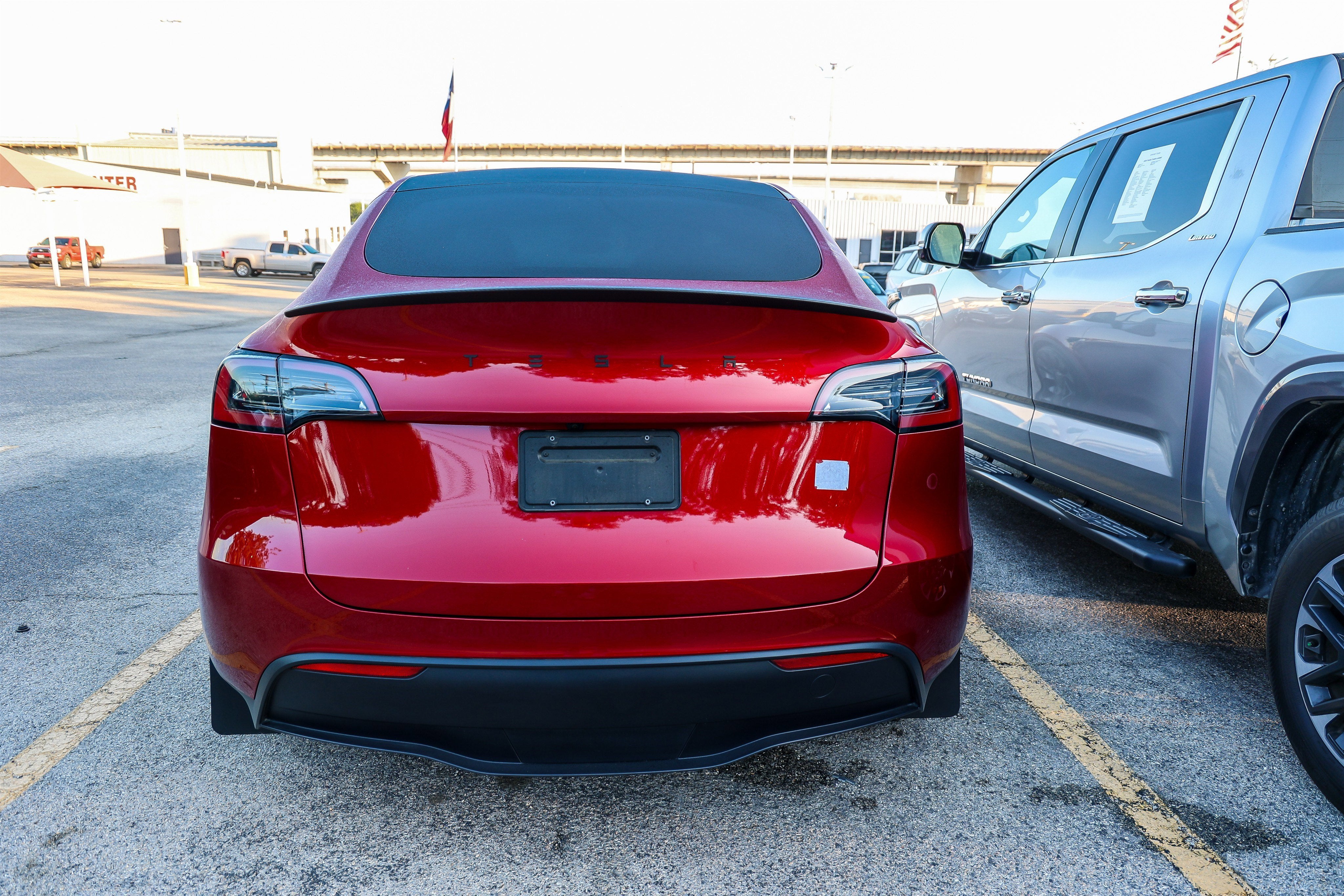 2024 Tesla Model Y Performance