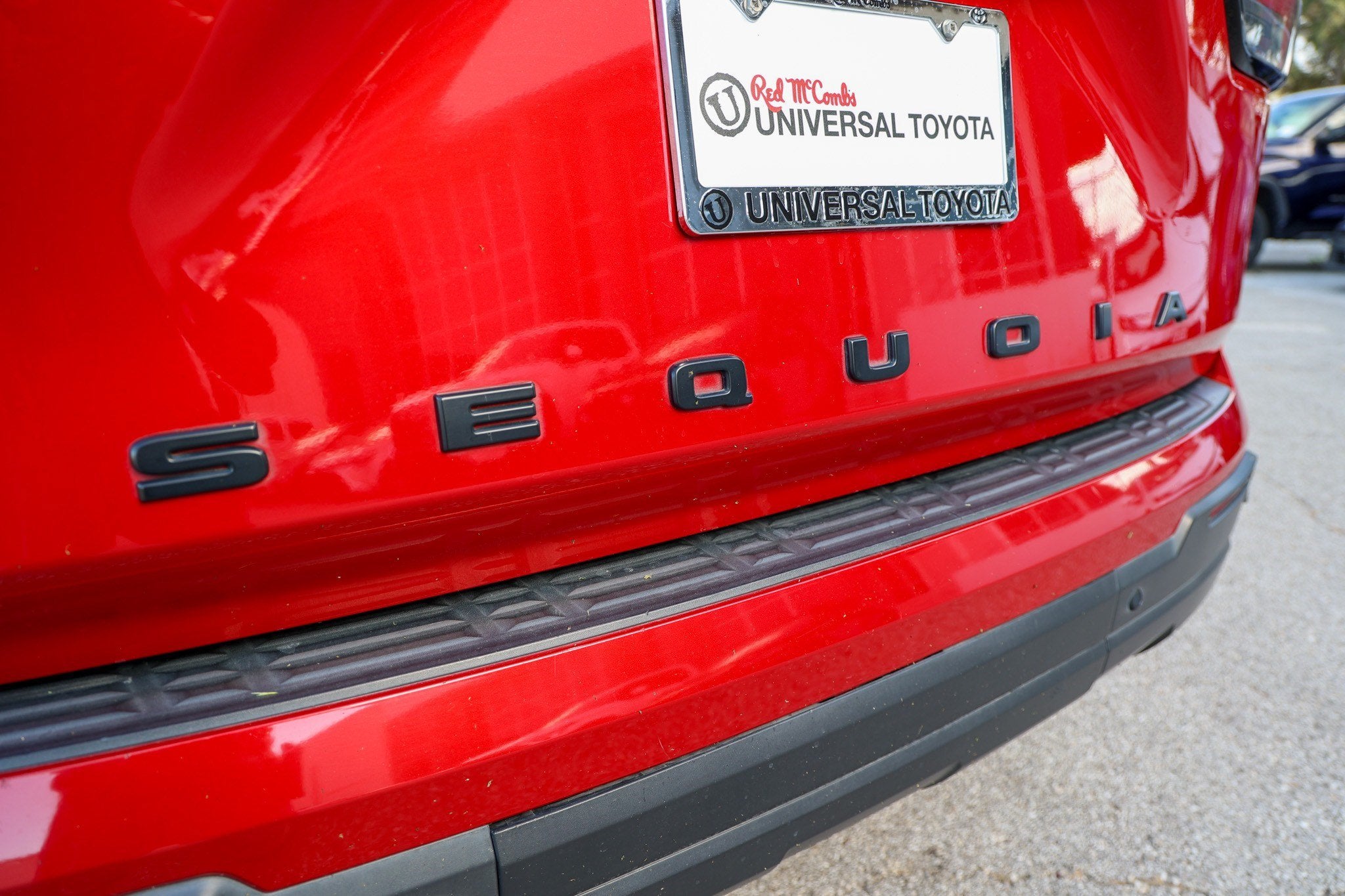 2023 Toyota Sequoia SR5 - Photo 11
