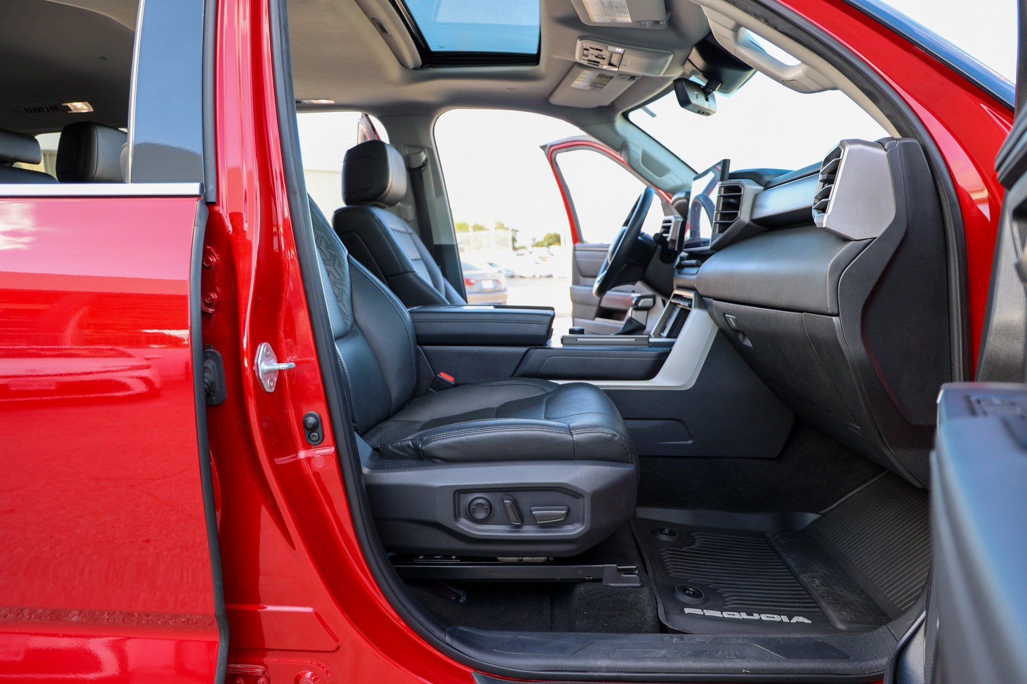 2023 Toyota Sequoia SR5 - Photo 45