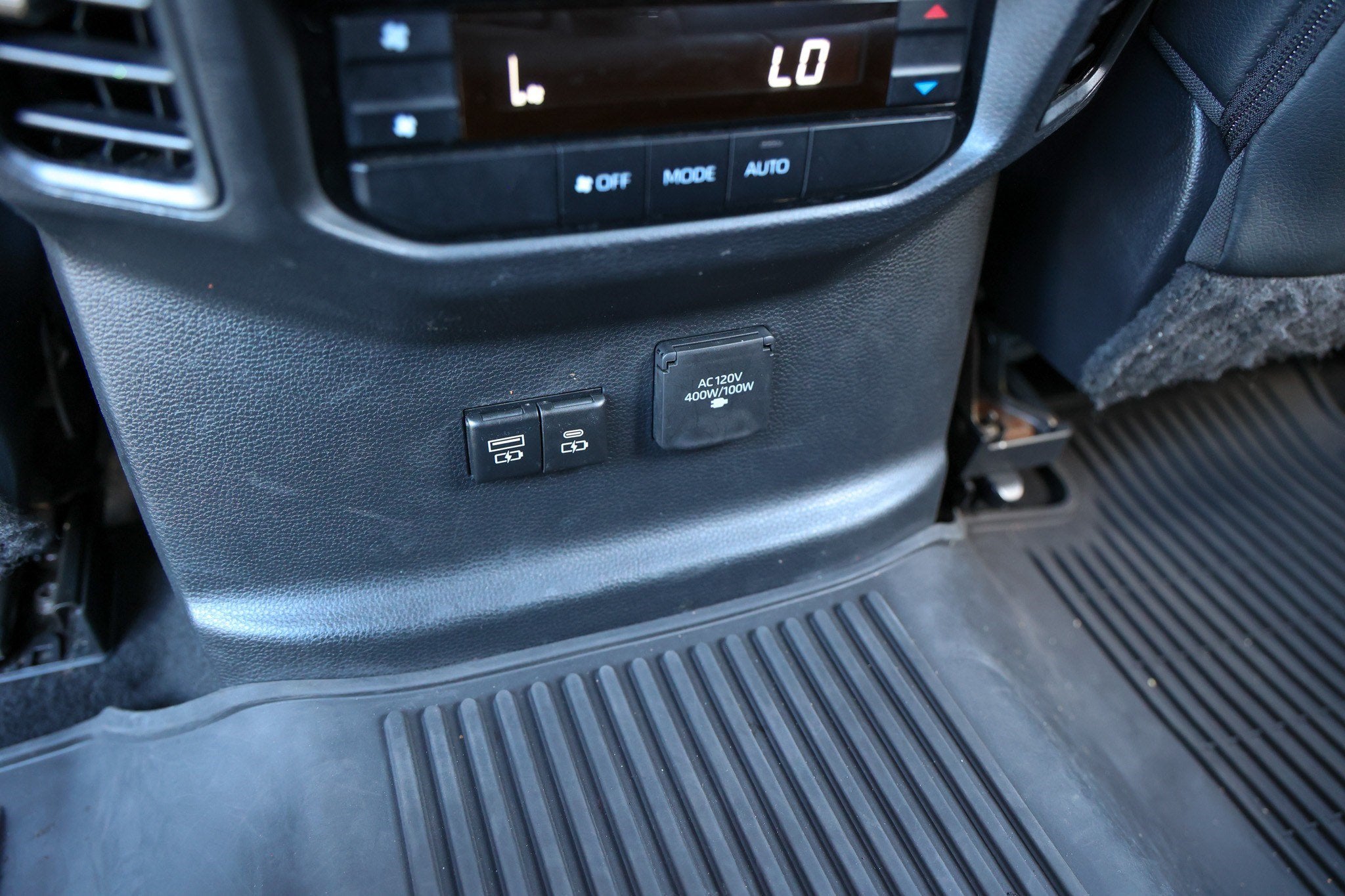 2023 Toyota Sequoia SR5 - Photo 47