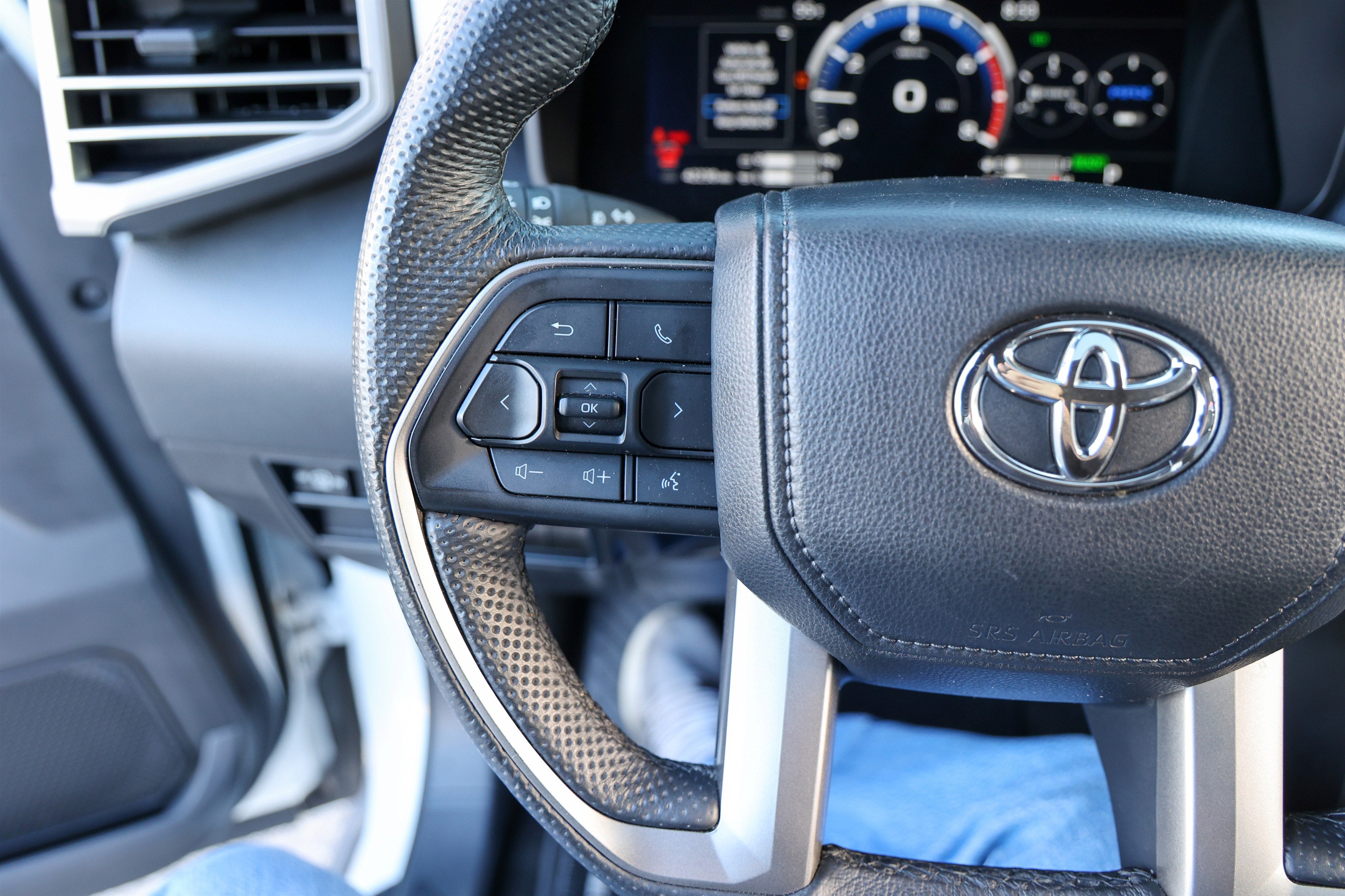 2025 Toyota Sequoia Limited - Photo 19