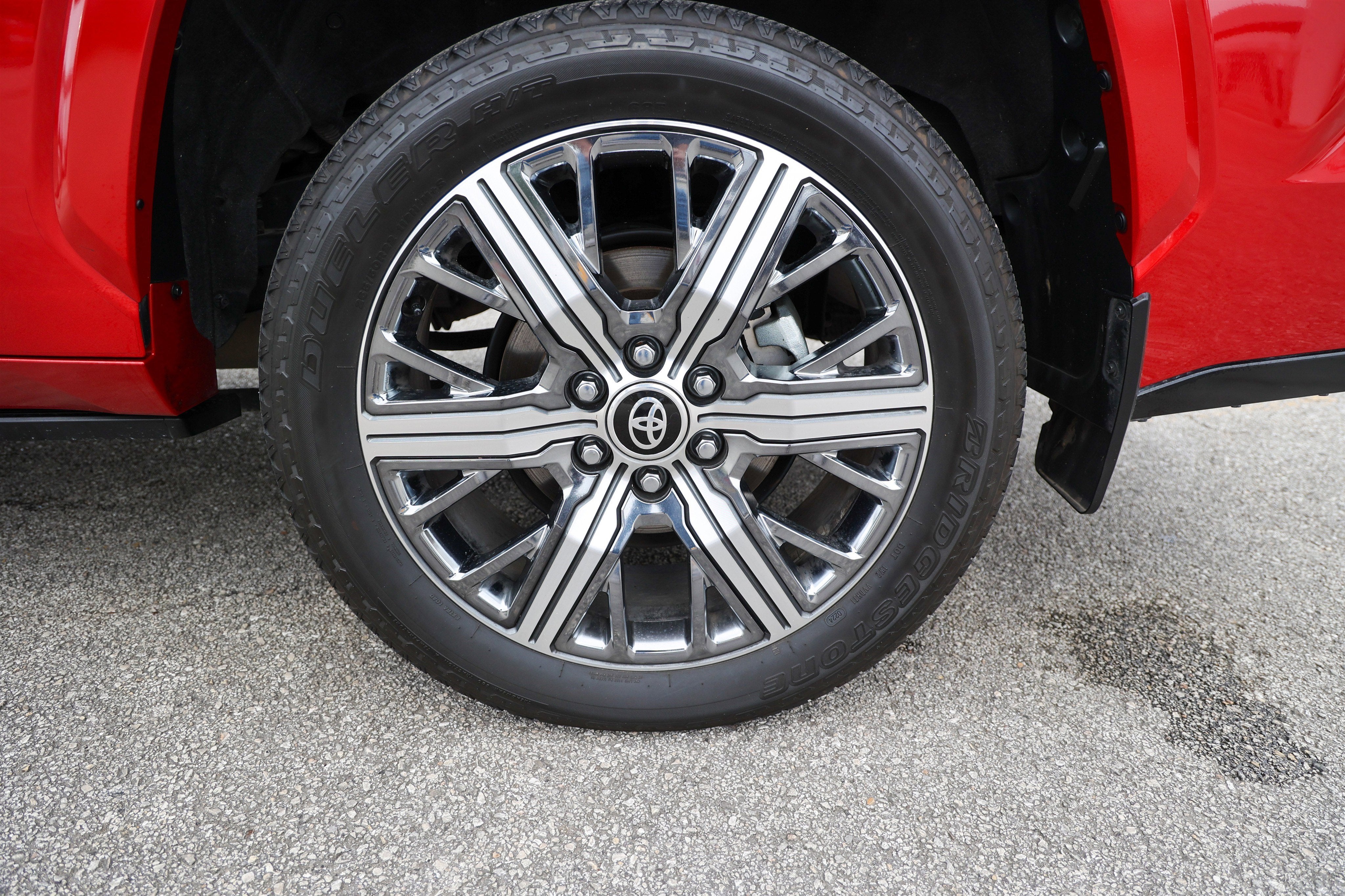 2024 Toyota Sequoia Capstone - Photo 14