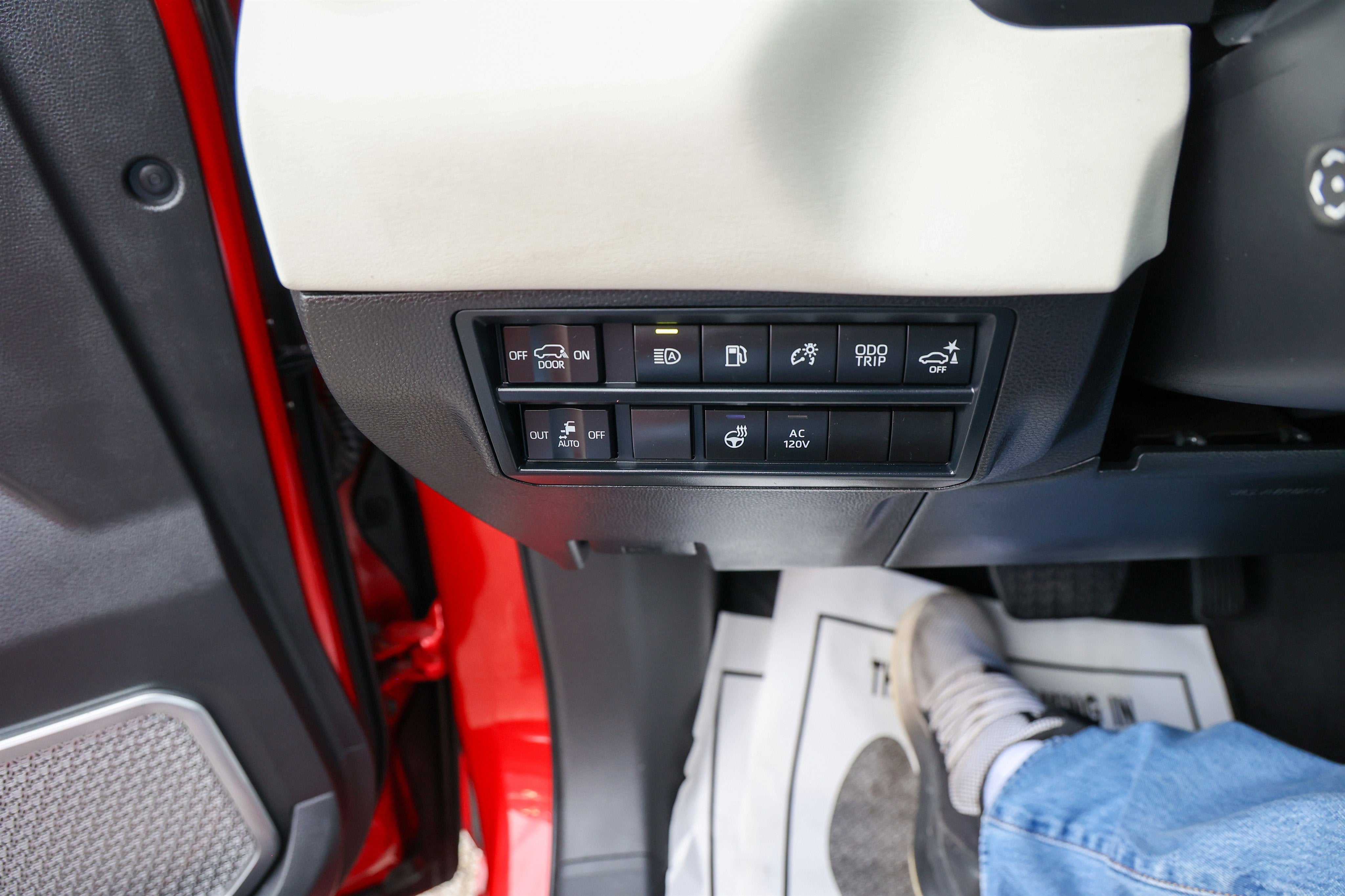 2024 Toyota Sequoia Capstone - Photo 17