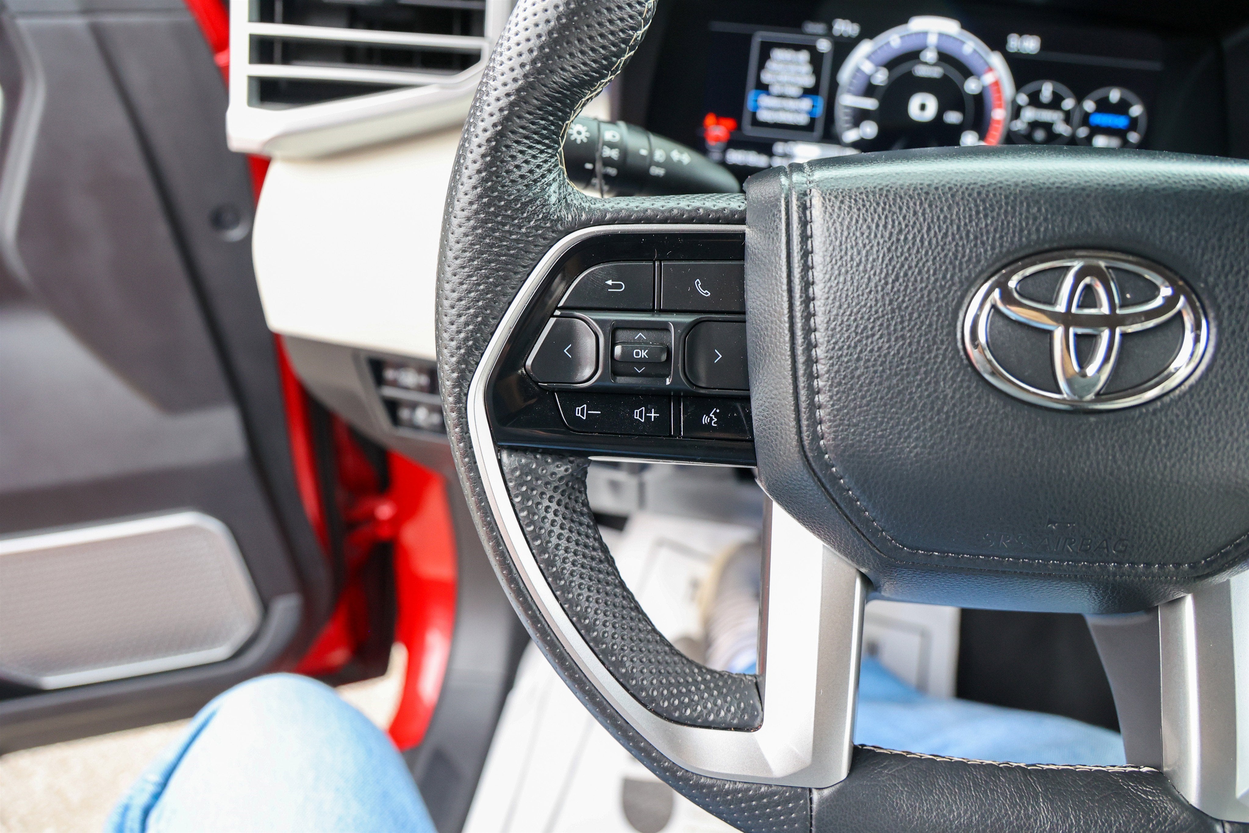 2024 Toyota Sequoia Capstone - Photo 18