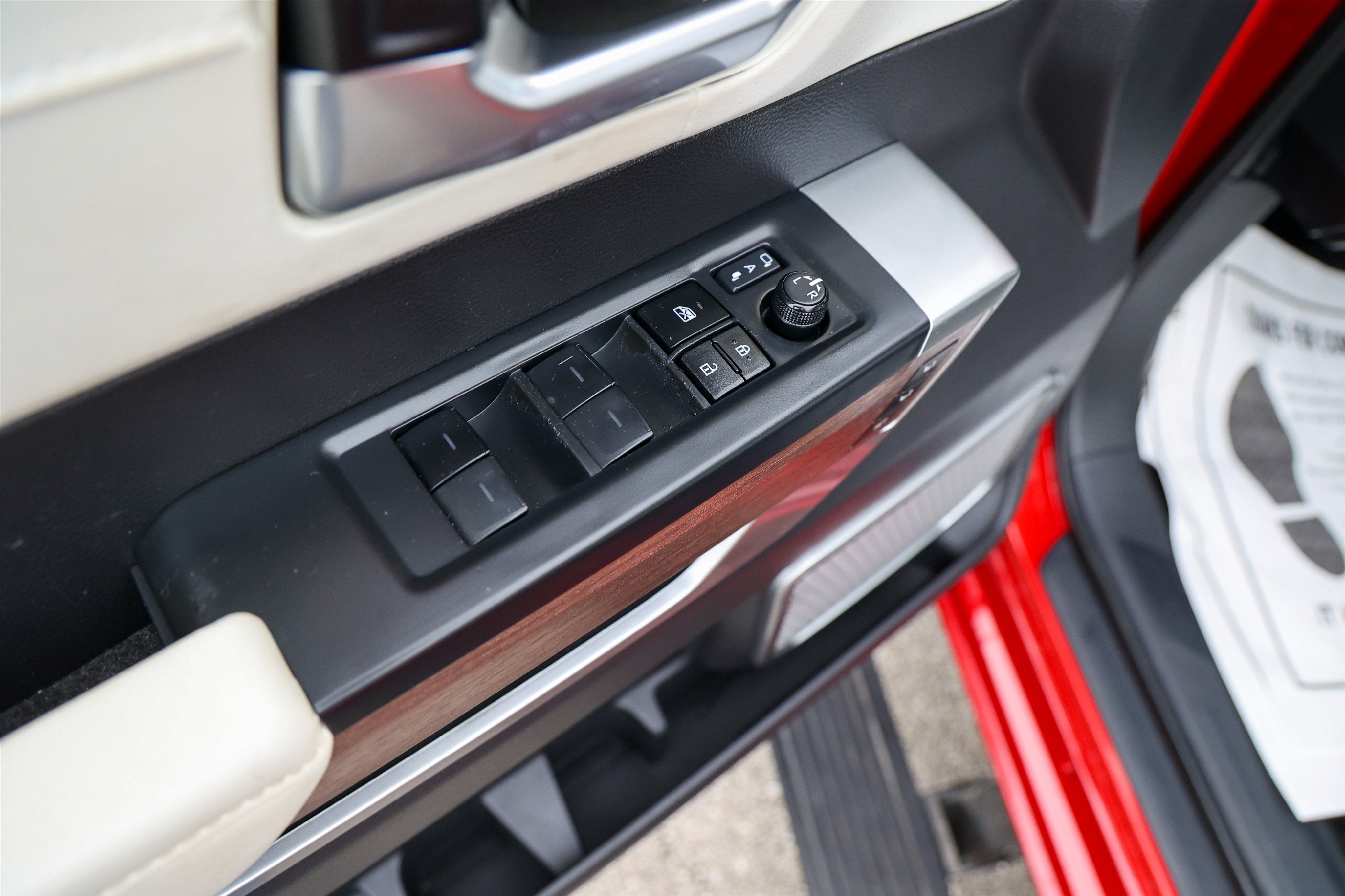 2024 Toyota Sequoia Capstone - Photo 34