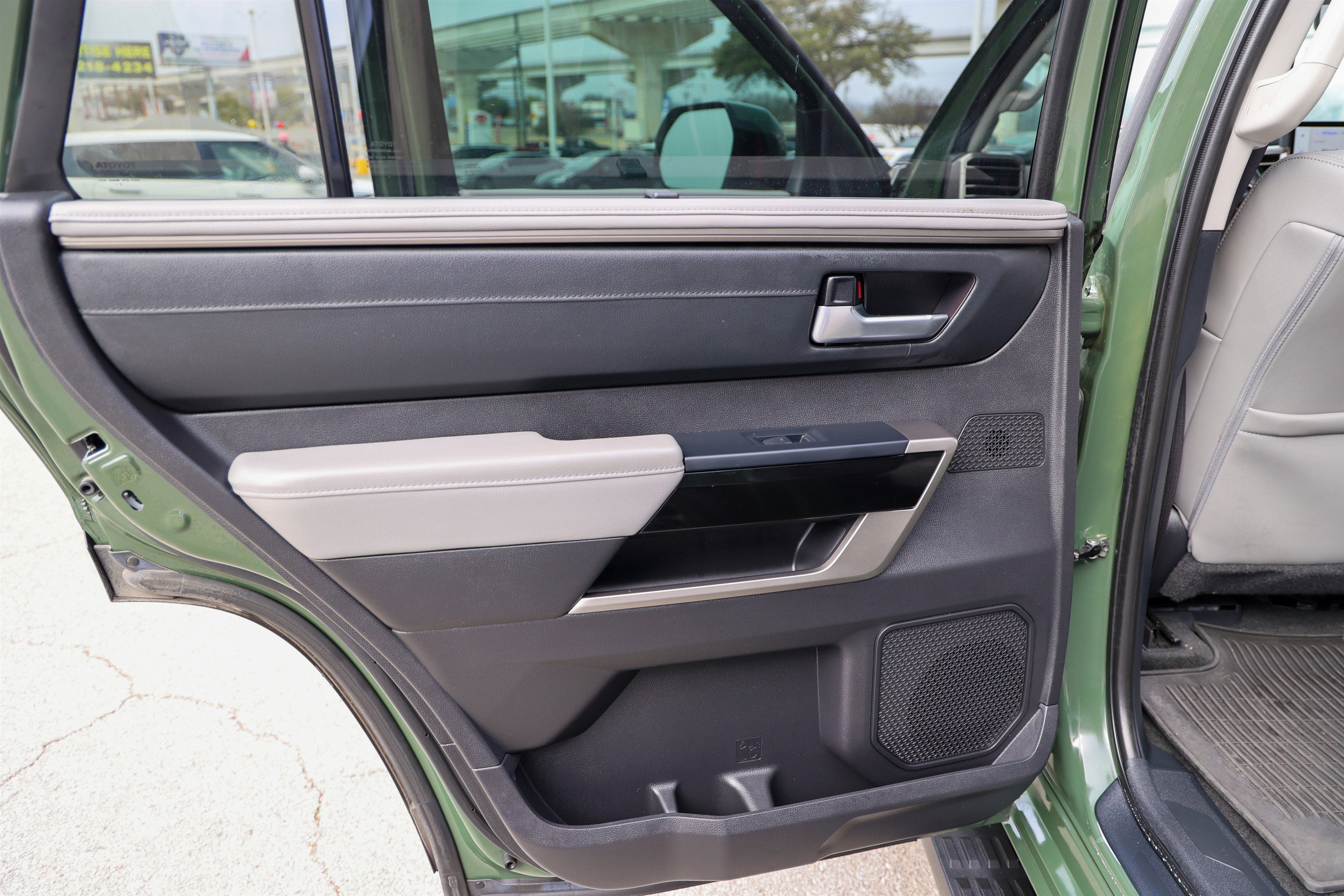 2023 Toyota SEQUOIA 4WD Limited