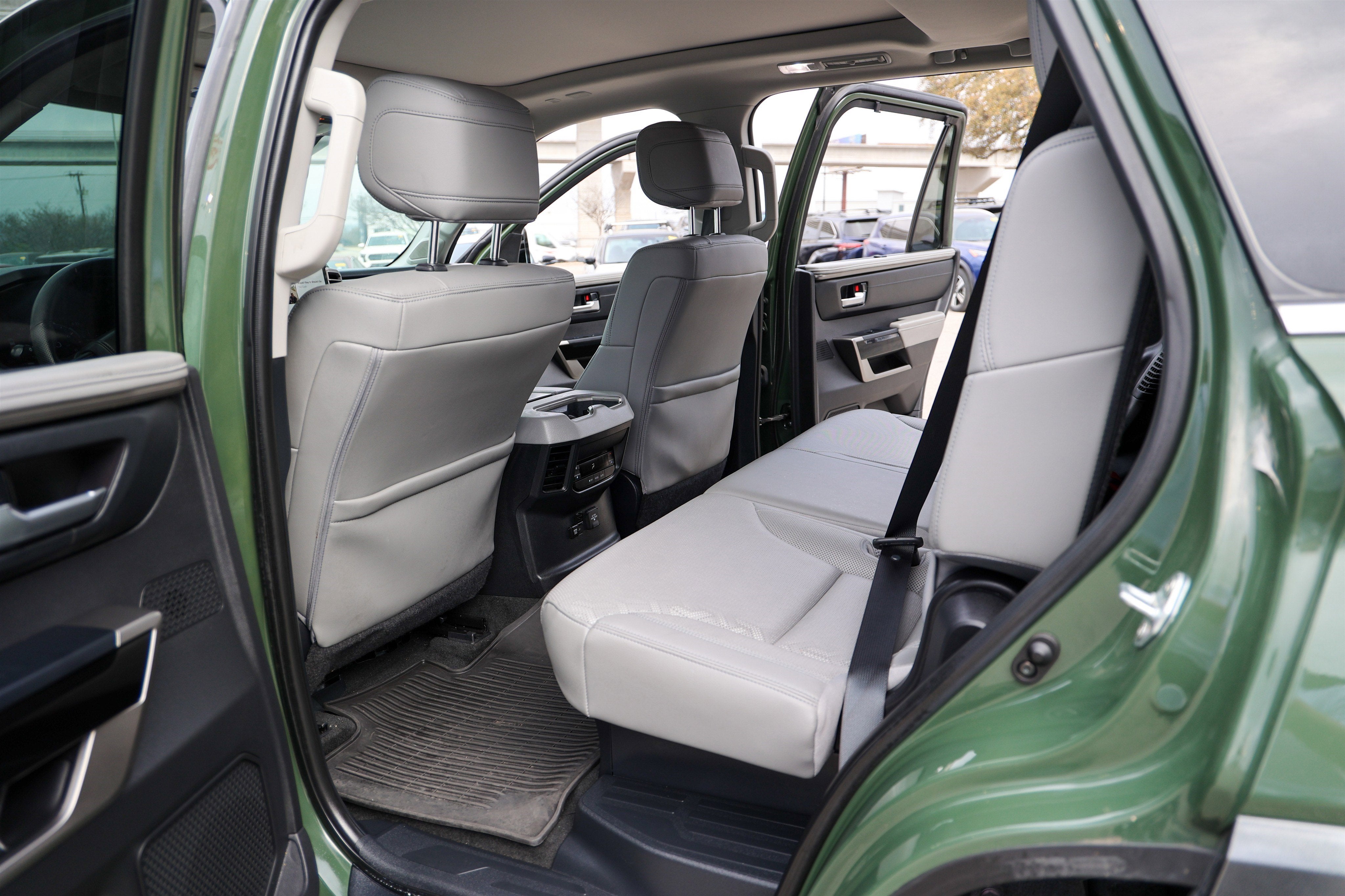 2023 Toyota SEQUOIA 4WD Limited