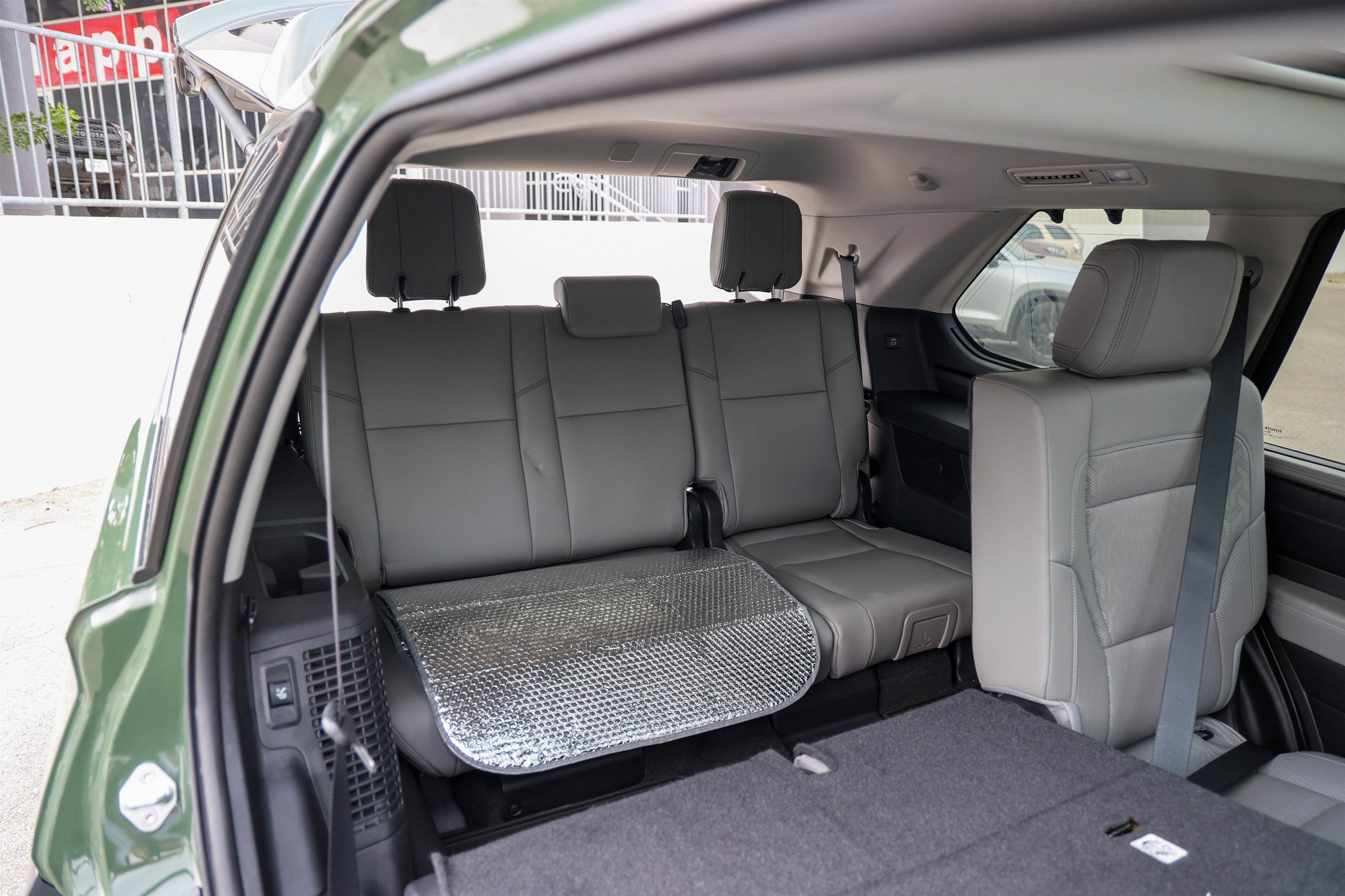 2023 Toyota SEQUOIA 4WD Limited