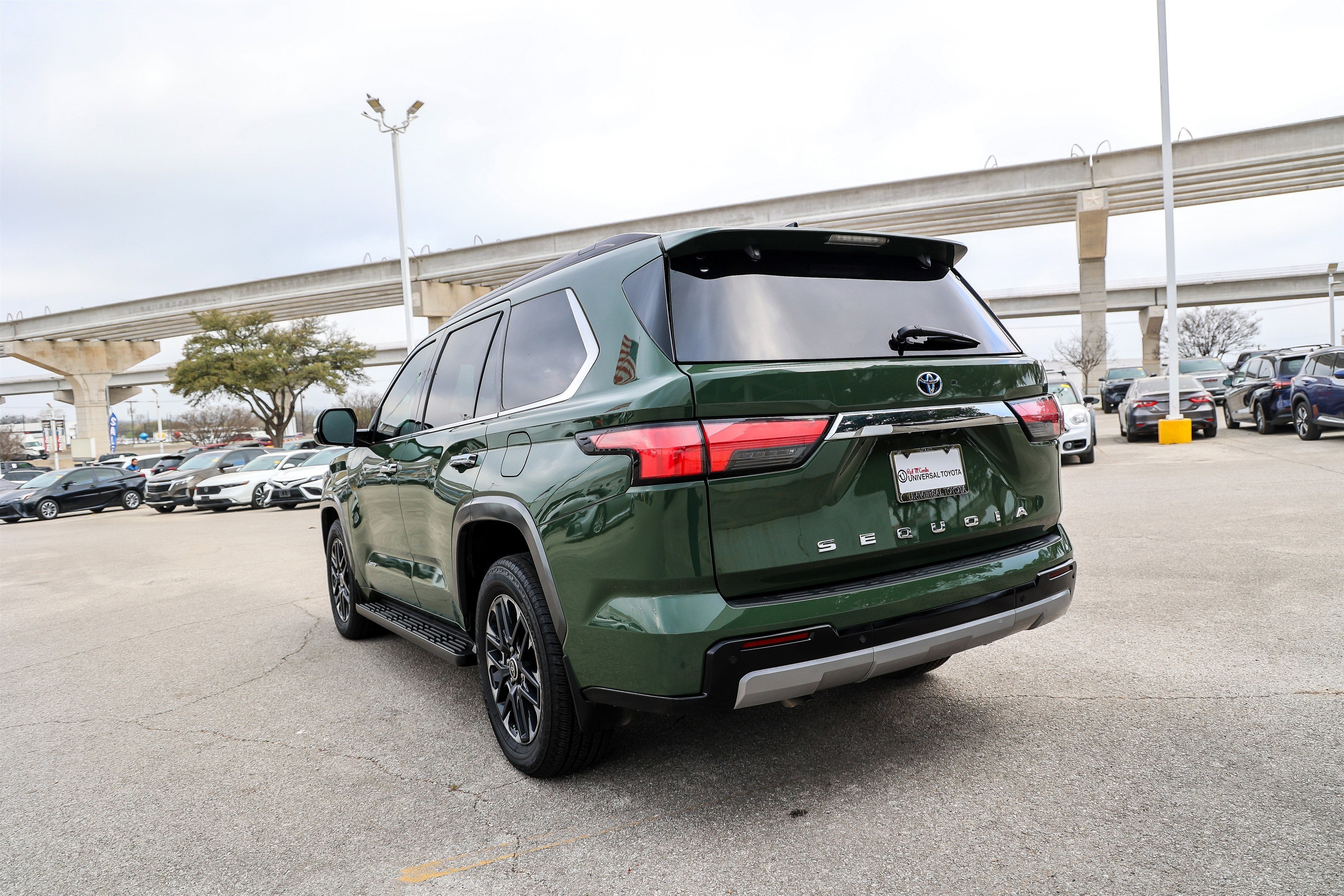 2023 Toyota SEQUOIA 4WD Limited