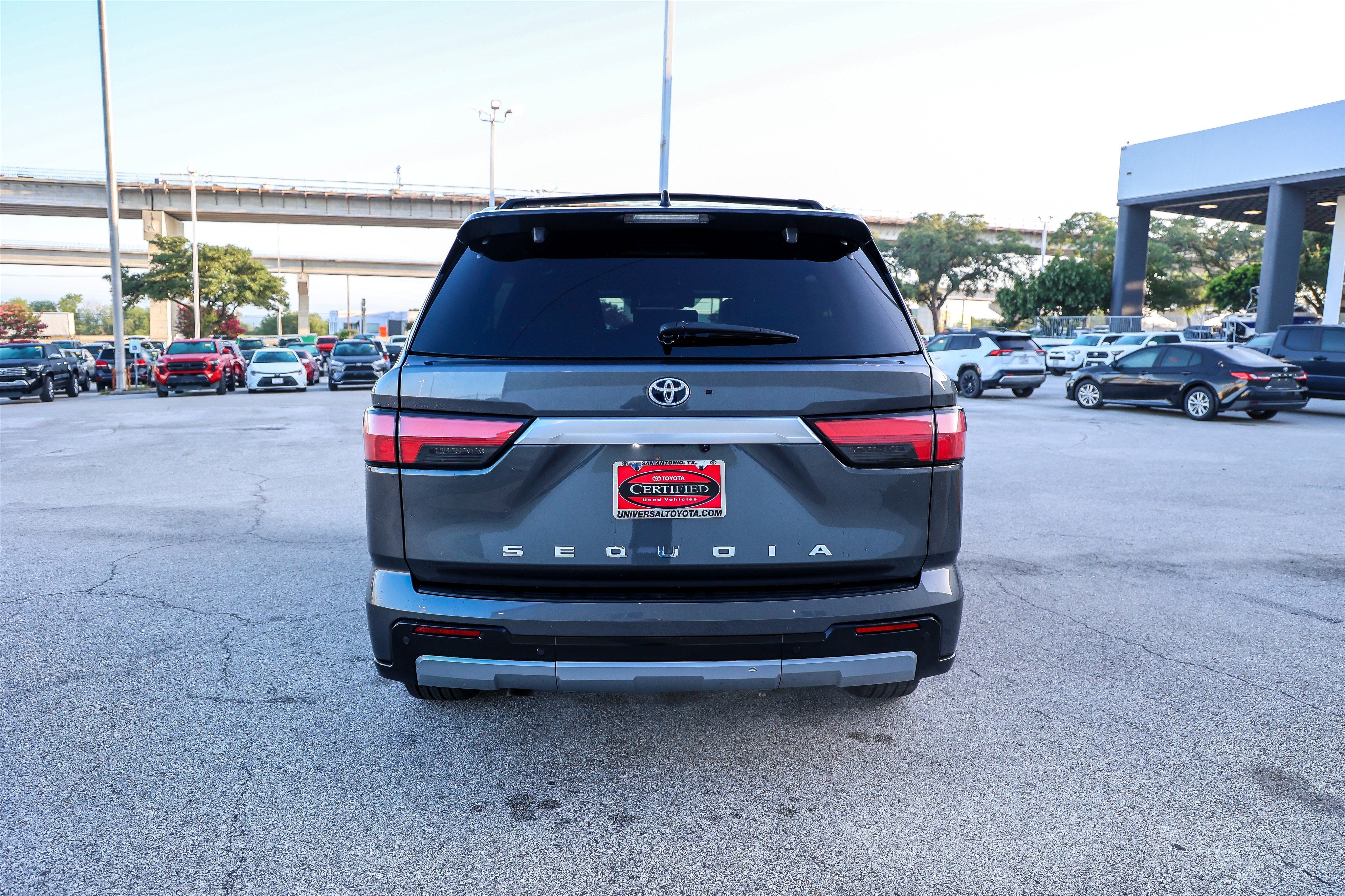 2024 Toyota SEQUOIA 4WD Capstone